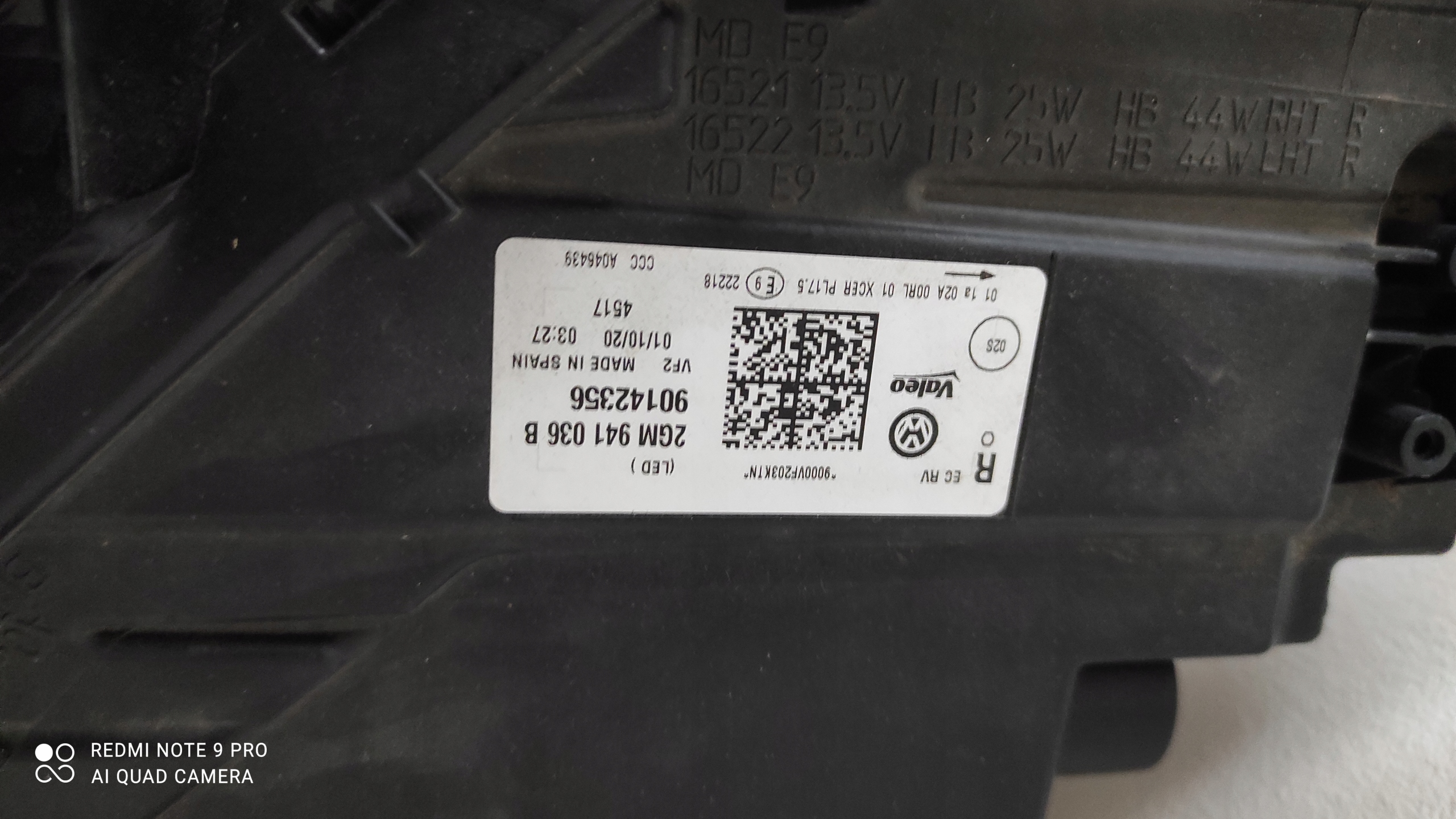 VW T-CROSS Lampa Prawa Lewa Full Led Rodzaj świateł mijania LED