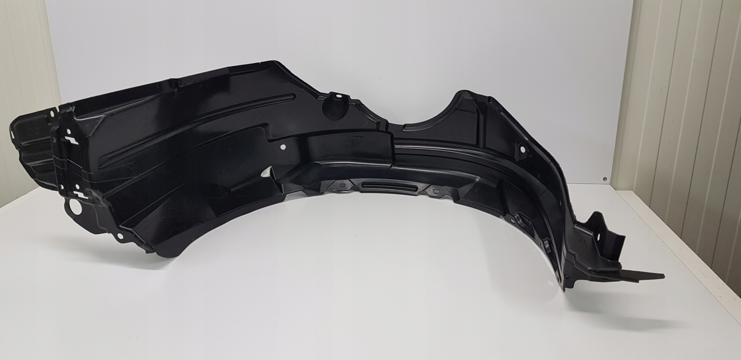 TOYOTA oe 53875-0d430