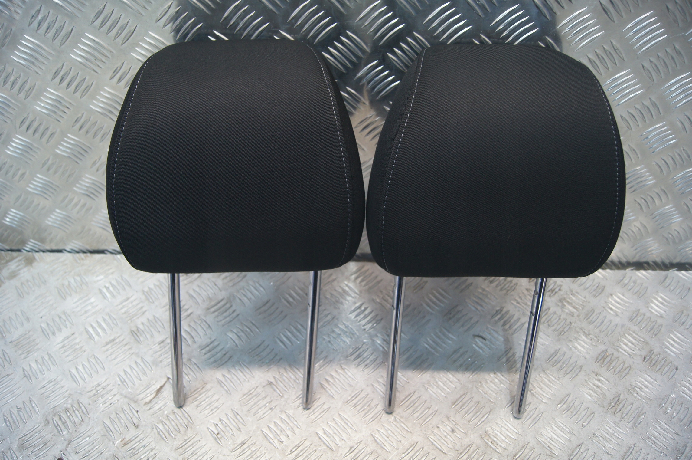 Ford Galaxy MK4 підголівники підголівник передній