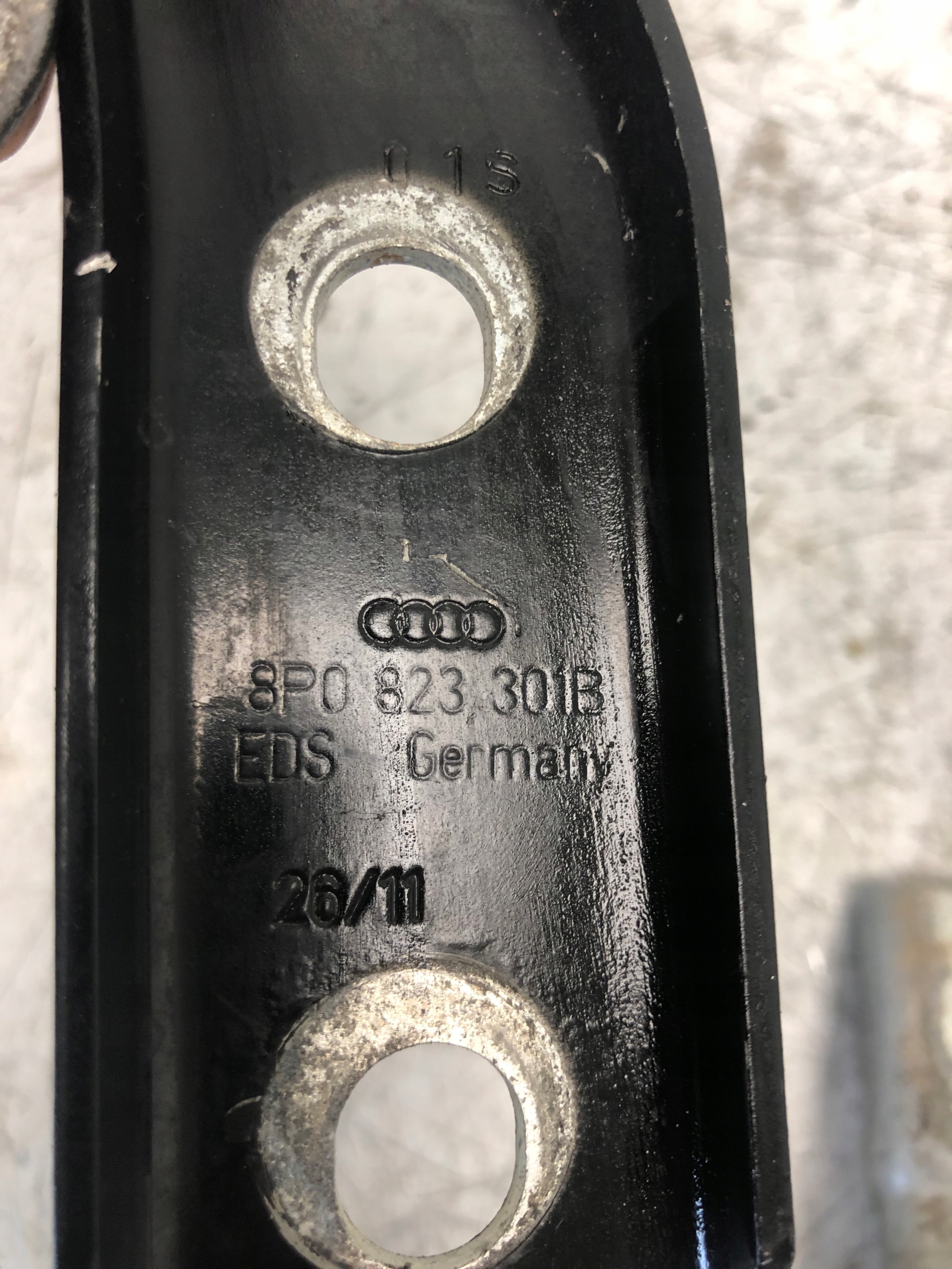 hinge bonnet hinges AUDI A3 8P 8P0823301B