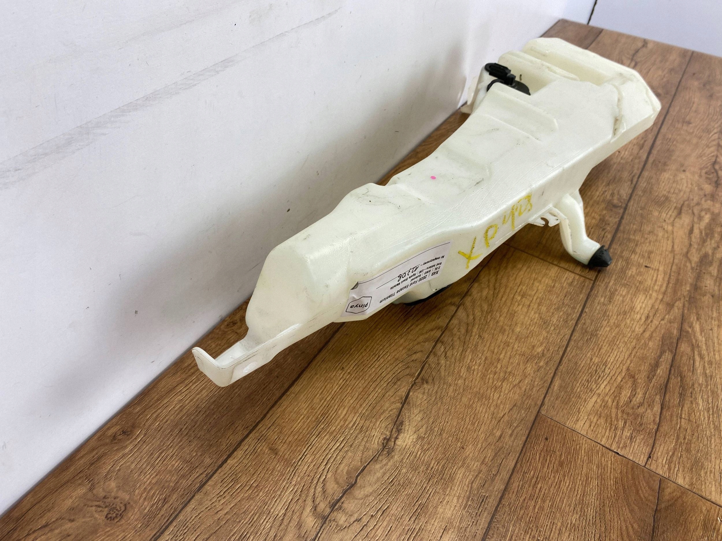 washer fluid tank Ford Escape IV 2020+