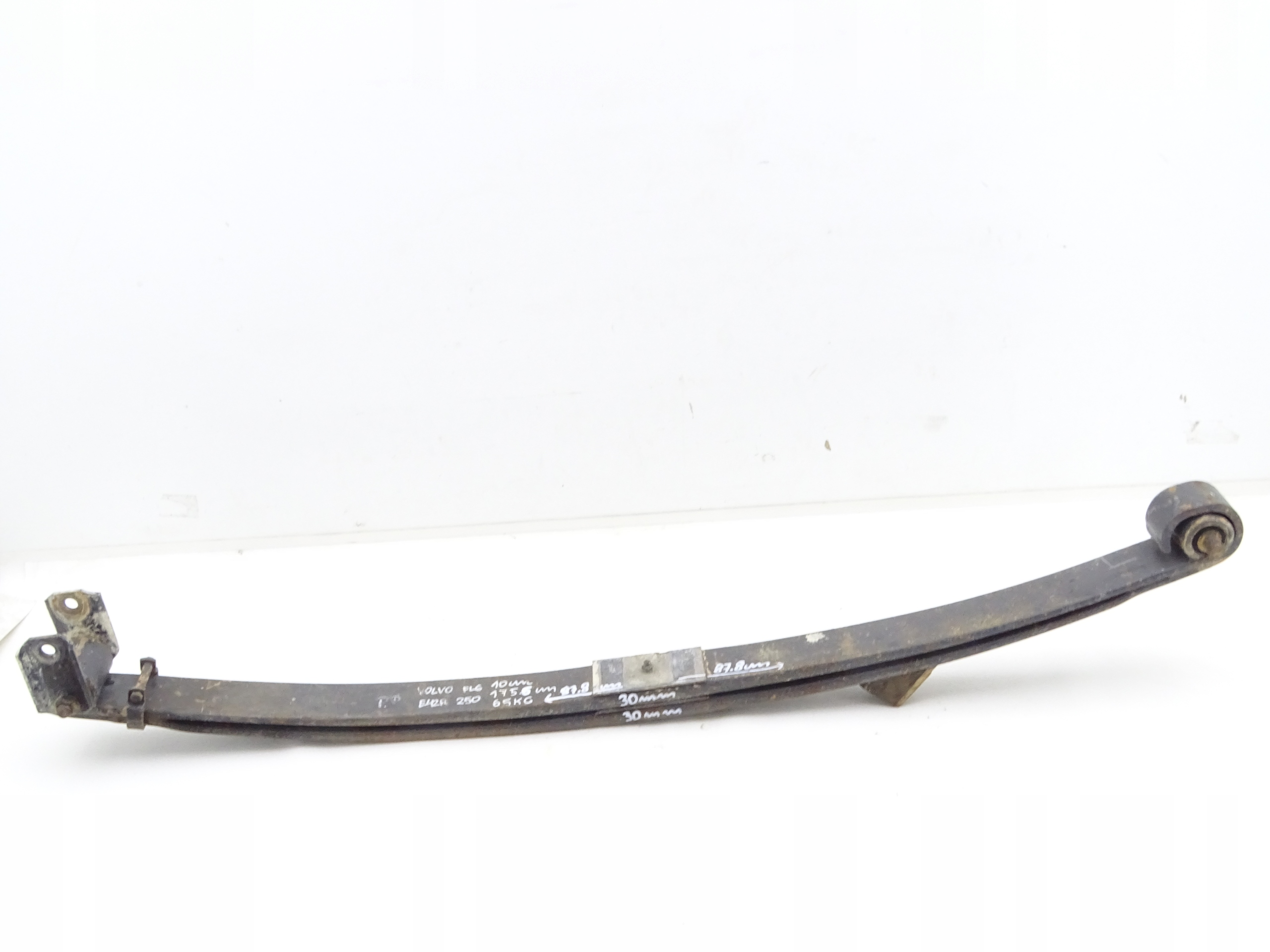 VOLVO FL6 00 06 RESOR PRZOD PRZEDNI 2P 10cm 18 TON