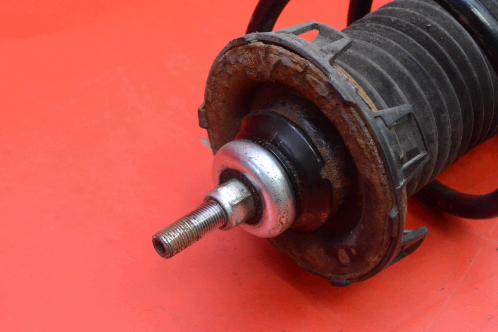 shock absorber left front 32306082 HONDA JAZZ 2 II 1.4 and-DSI 83 KM 01-04