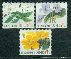 FINLANDIA** KWIATY Mi 932-34