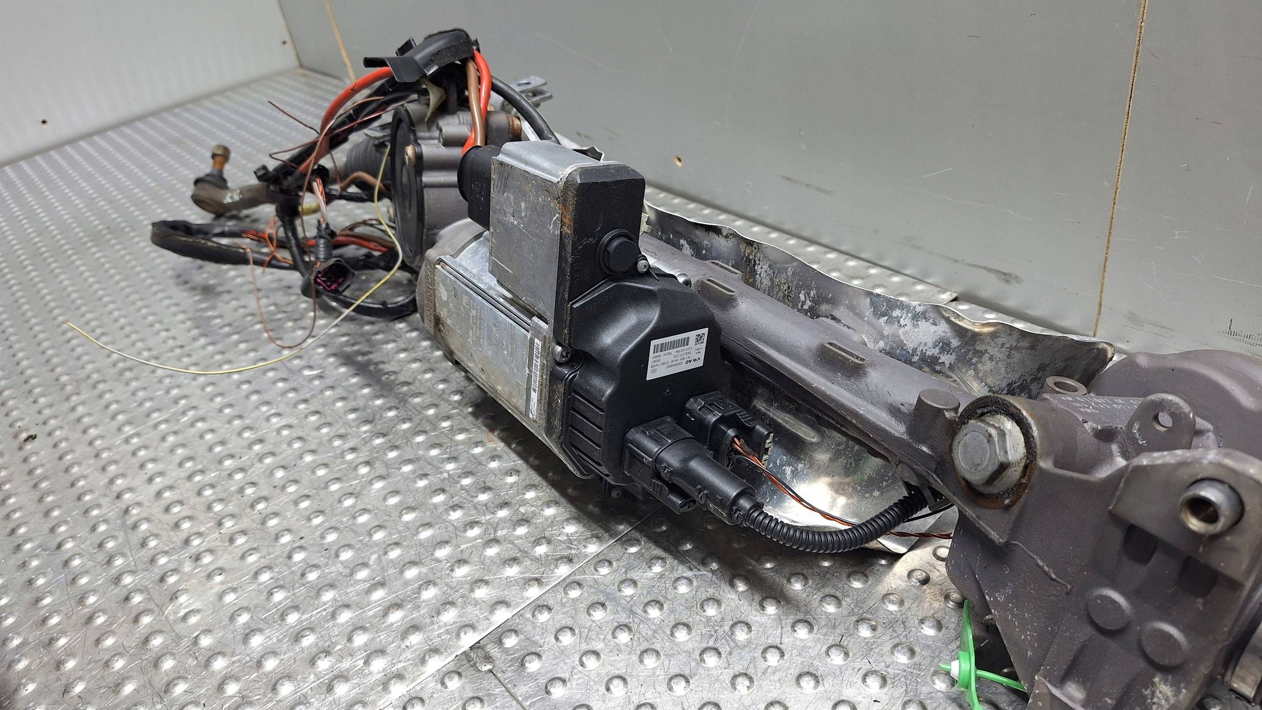 servo control 1K1423051CN LEON II ALTEA XL PASSAT B6 GOLF V A3 8P