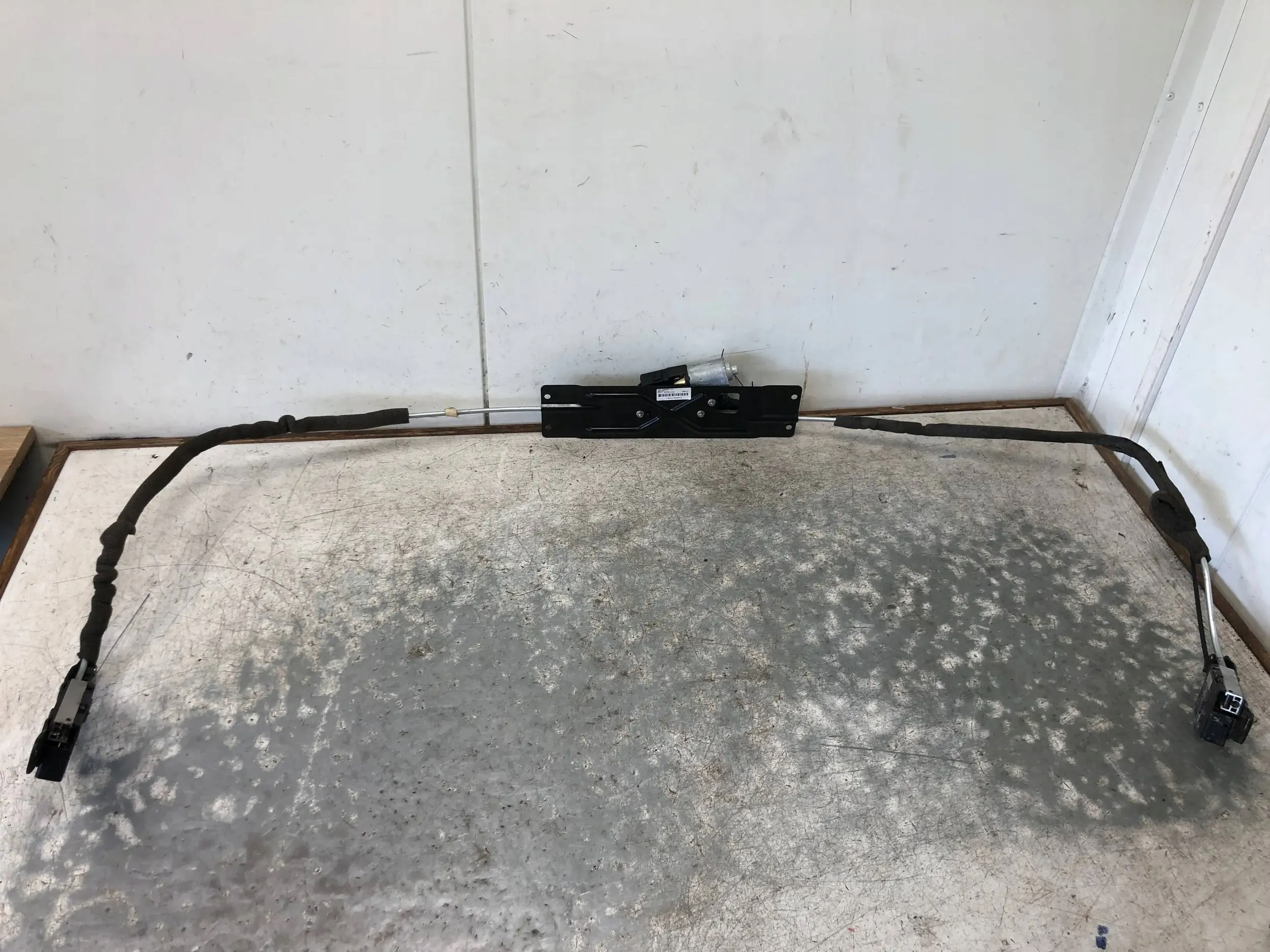 MECHANIZM PODNOSZENIA DACHU MITSUBISHI COLT VI CABRIO 0280256