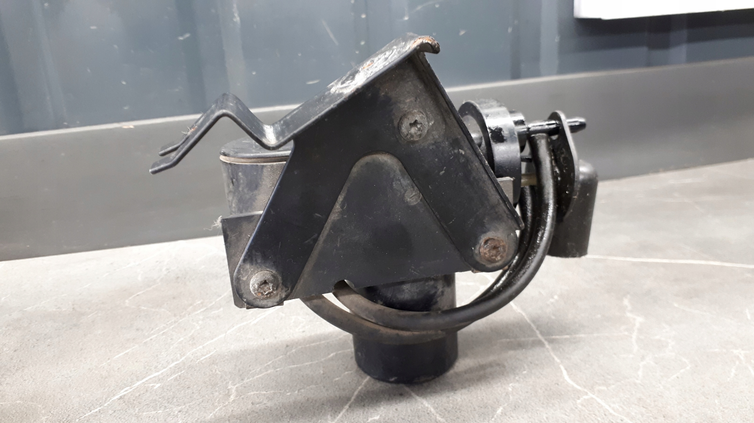 1390903 pompka tempomatu VOLVO V70 S70 XC70 Numer katalogowy oryginału 1390903