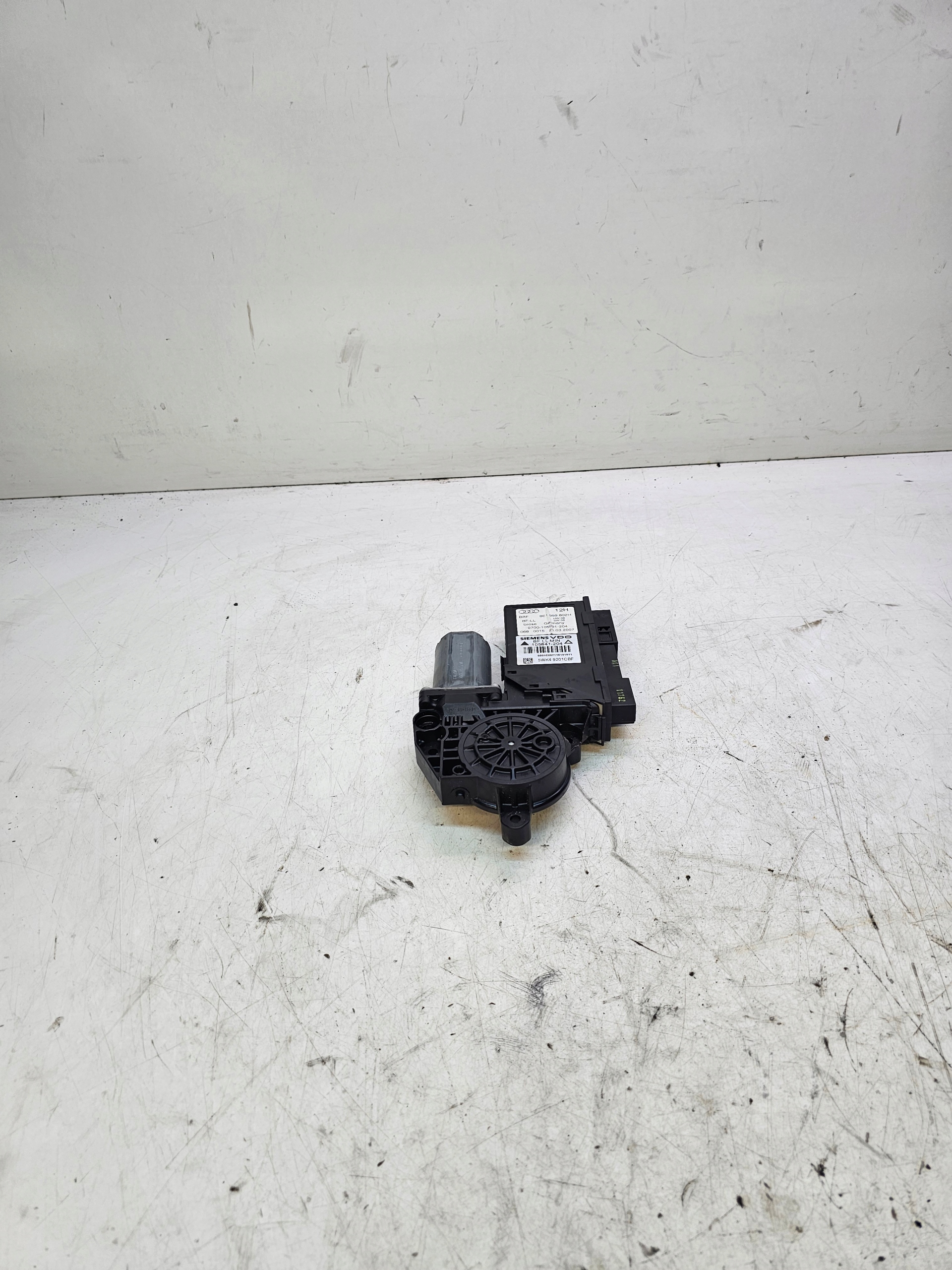 mini motor windows right front AUDI A4 B7 8E1959802H