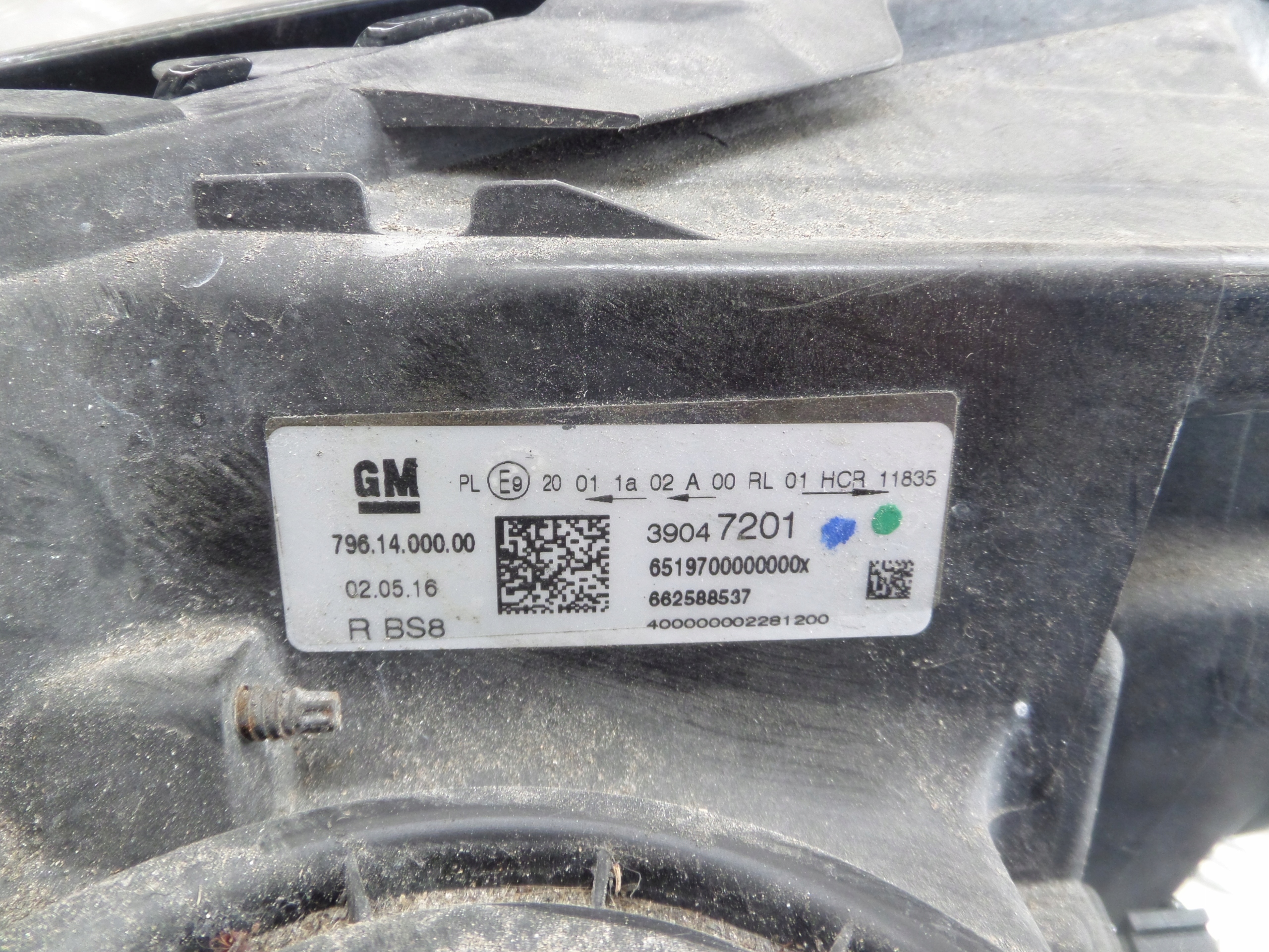 light right front Opel Astra K 39047201