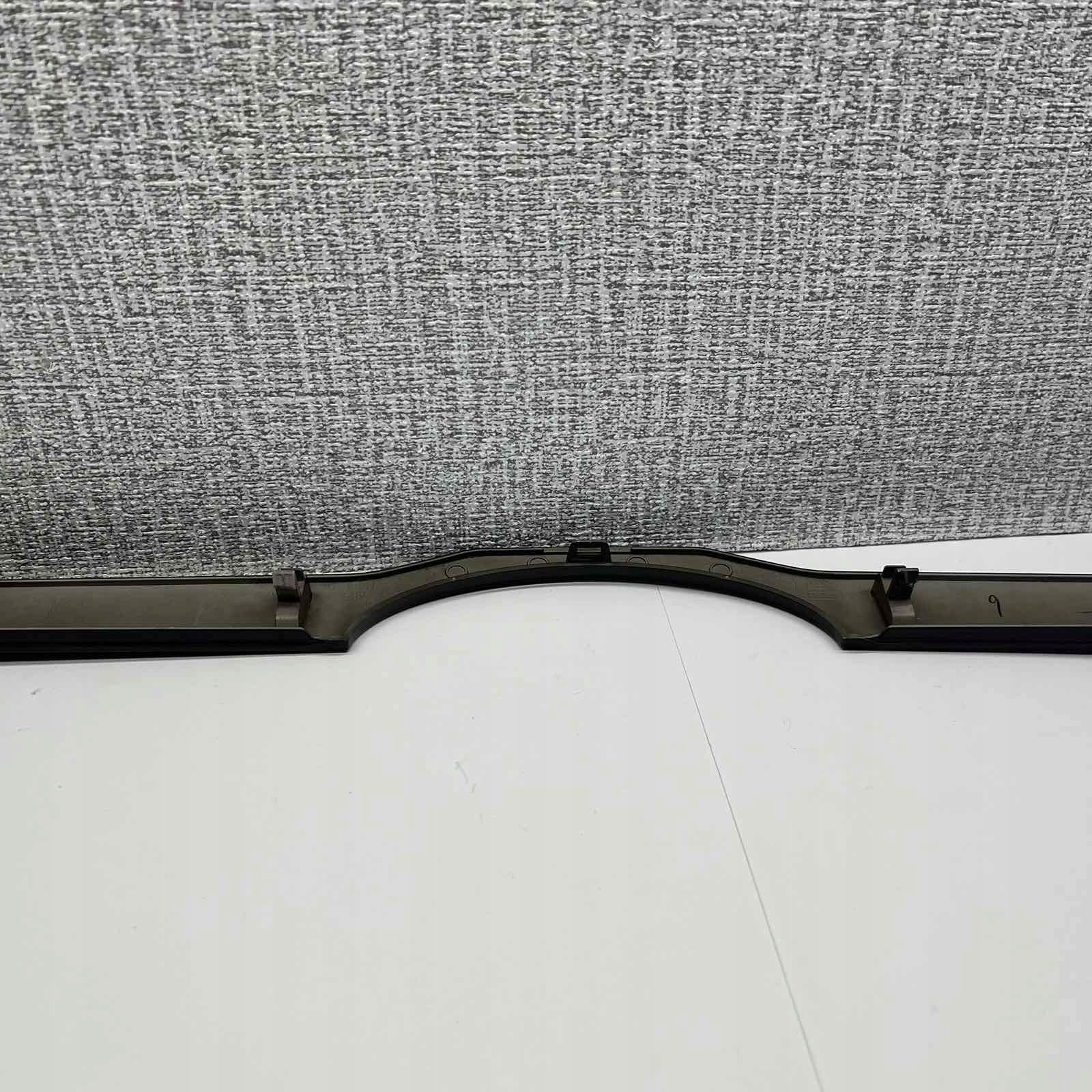SUBARU XV 17- moulding cap grille GRILLA front 91123FL100