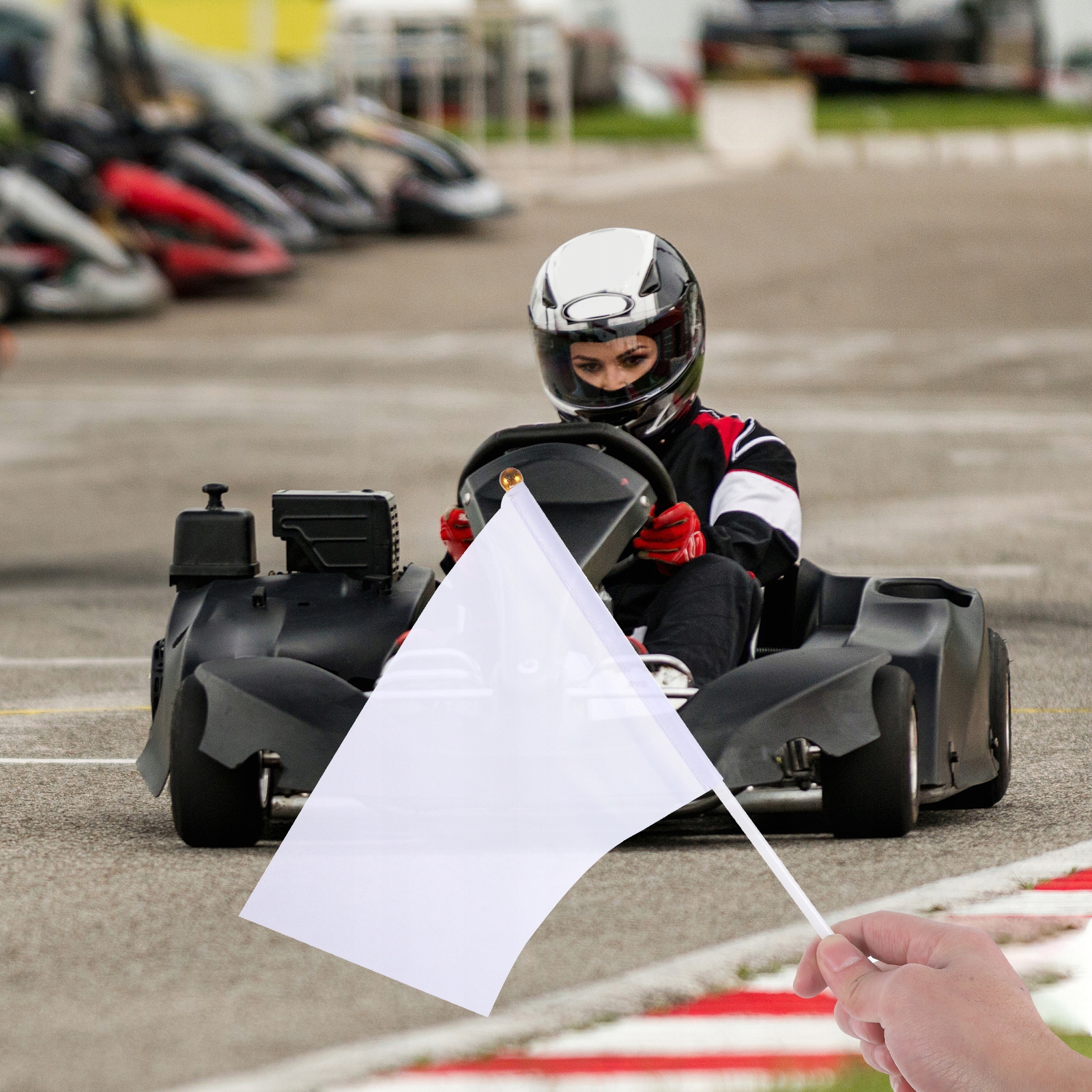 MAŁY BANNER Z FLAGĄ RĘCZNĄ Marka bez marki