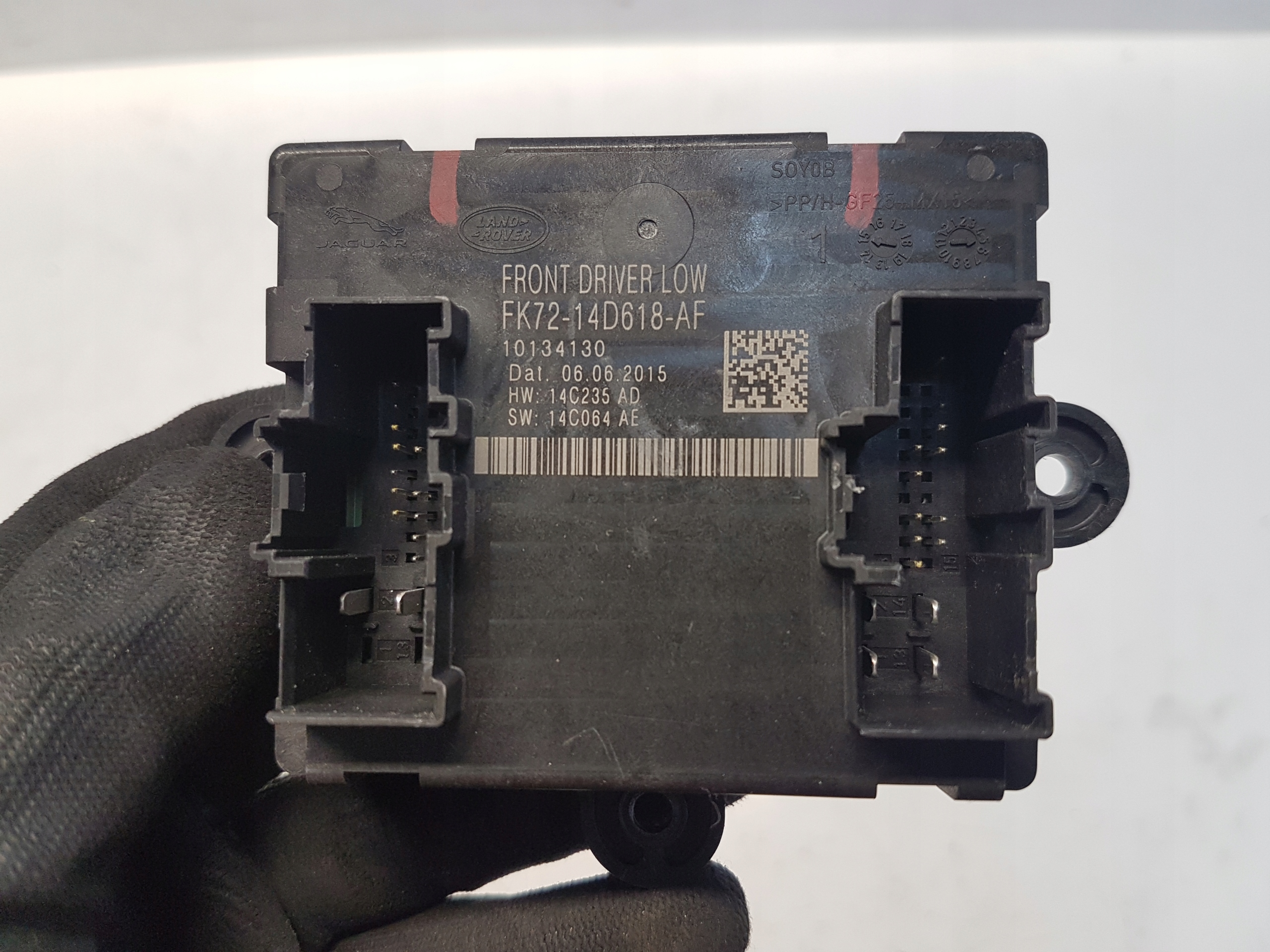 FK72-14D618-AF - Jaguar XE x760 модуль контроллер двери