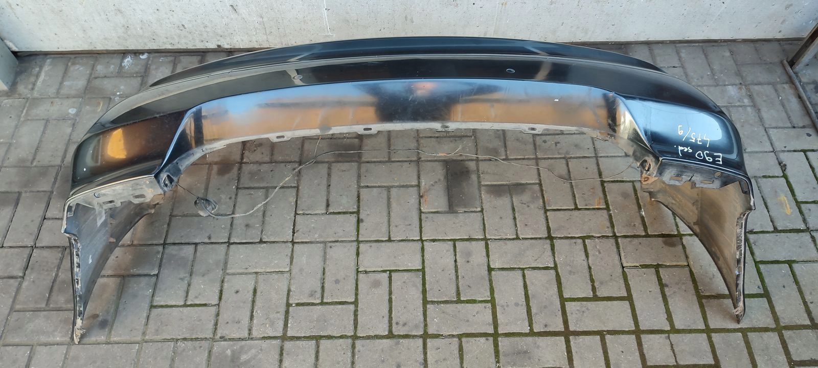 bumper rear part rear PDC sedan BMW E90 2,0i 475