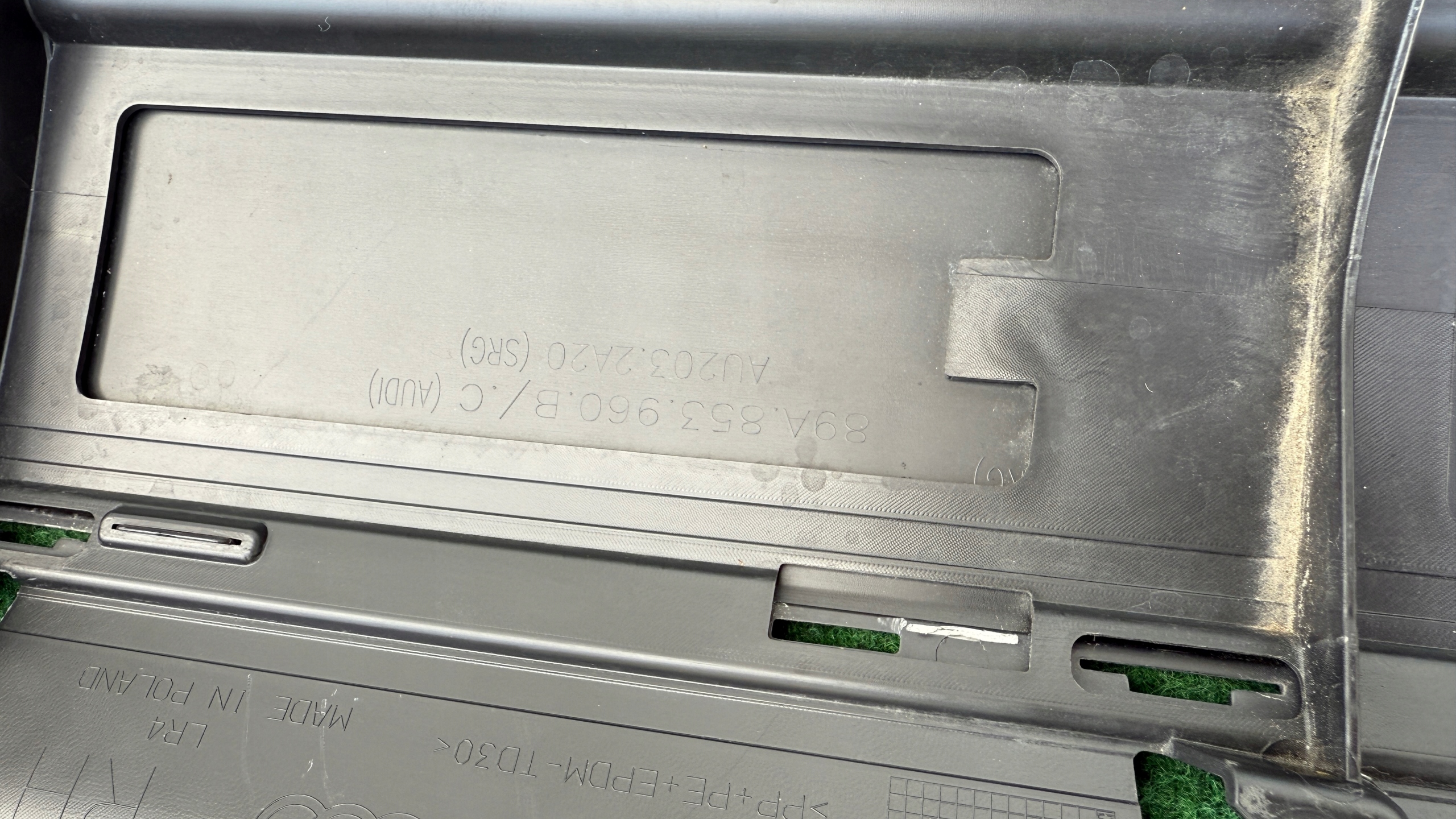 AUDI Q4 E-TRON moulding door right front 89A853960B PAK22/N670