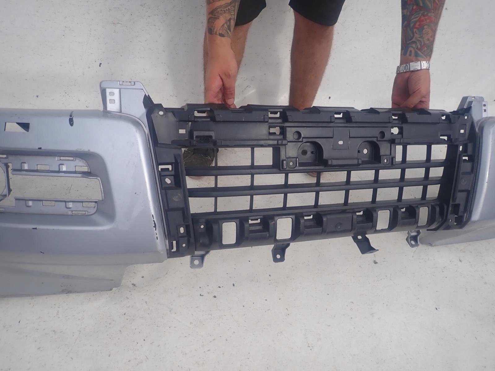 MITSUBISHI PAJERO IV LIFT 14- bumper front washer