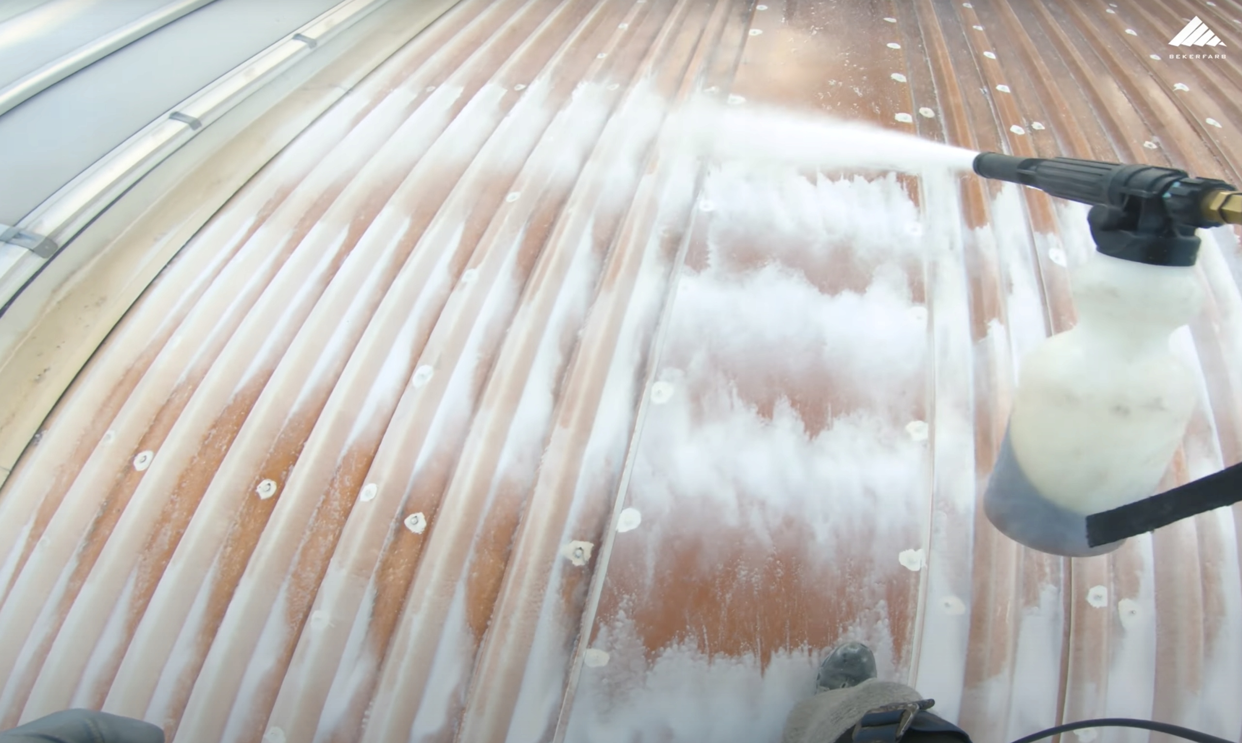 Farba na Dach Podkładowa do Dachu z Blachy 2L Kolory Rodzaj farba