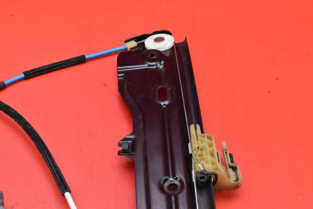 window regulator left front EU 7182111 BMW F10 F11 13-17