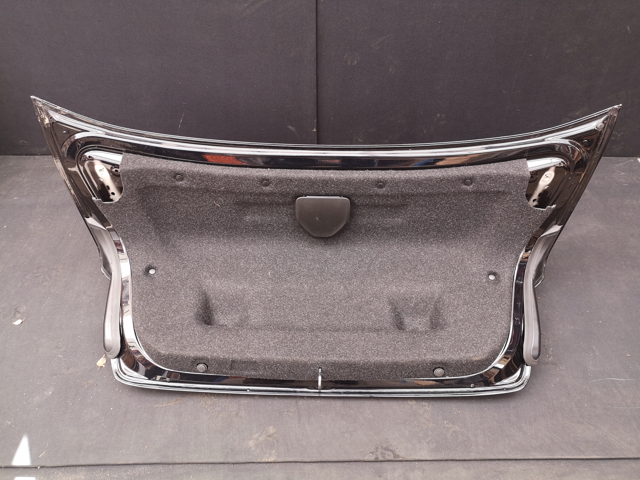 KLAPA KOMPLETNA LOTKA LAMPY TYŁ BMW G30 Typ samochodu Samochody osobowe