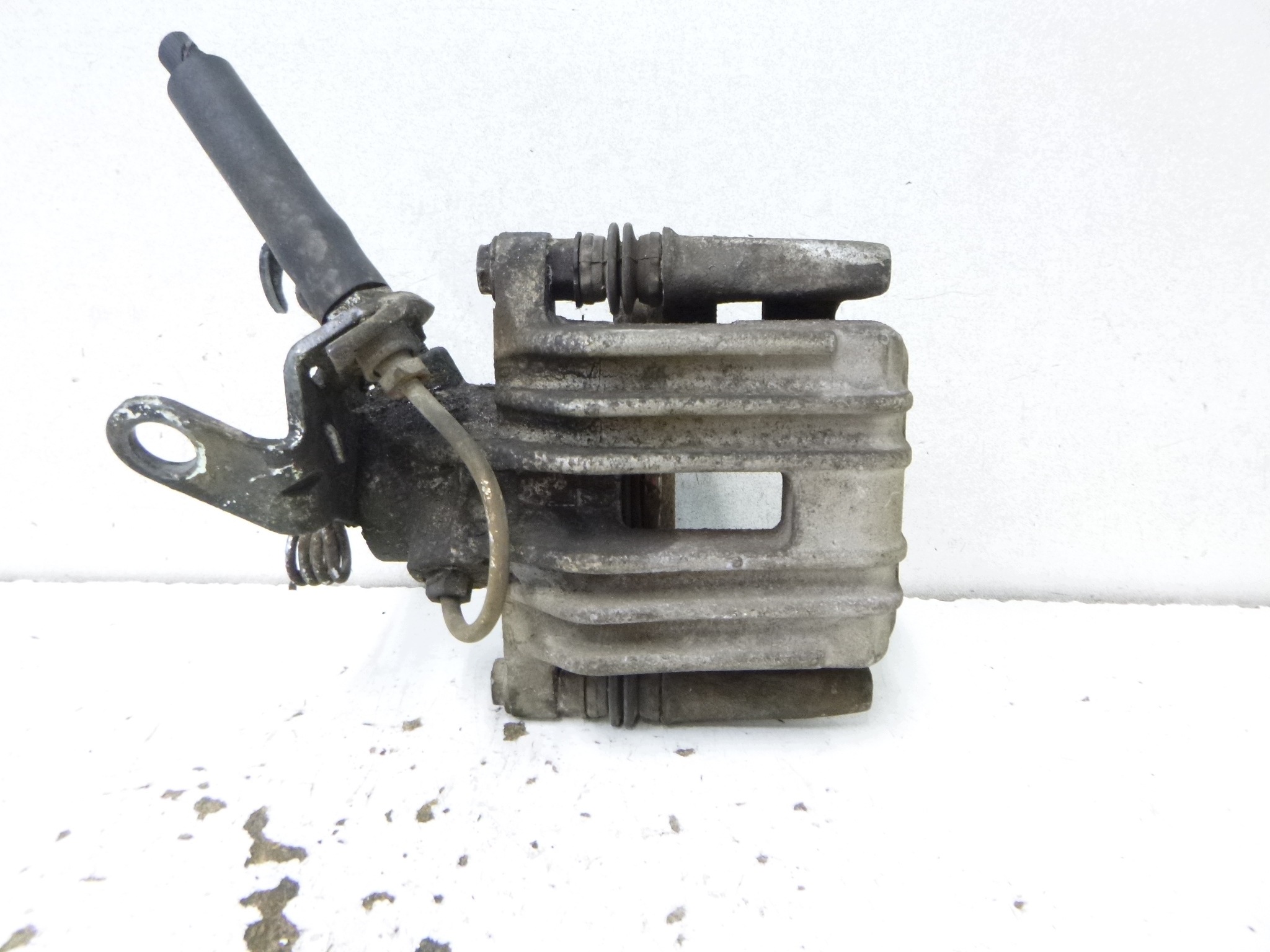 caliper brake JARZMO rear part left Volkswagen Golf V plus 1.6 2003-2009