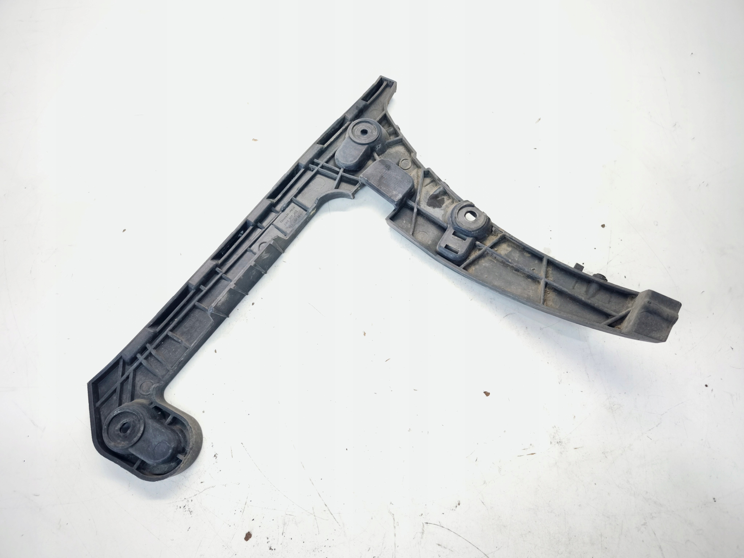 Support Support plaque Pare choc Gauche Arrière AUDI A4 B9 Berline 8W5807453