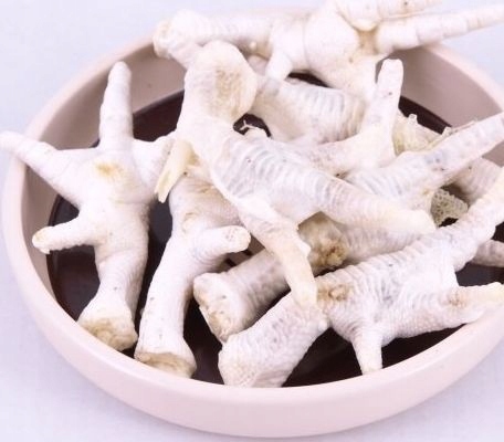 Levně Arami Pamlsek pes Vápenné kuřecí tlapky 1,5 kg