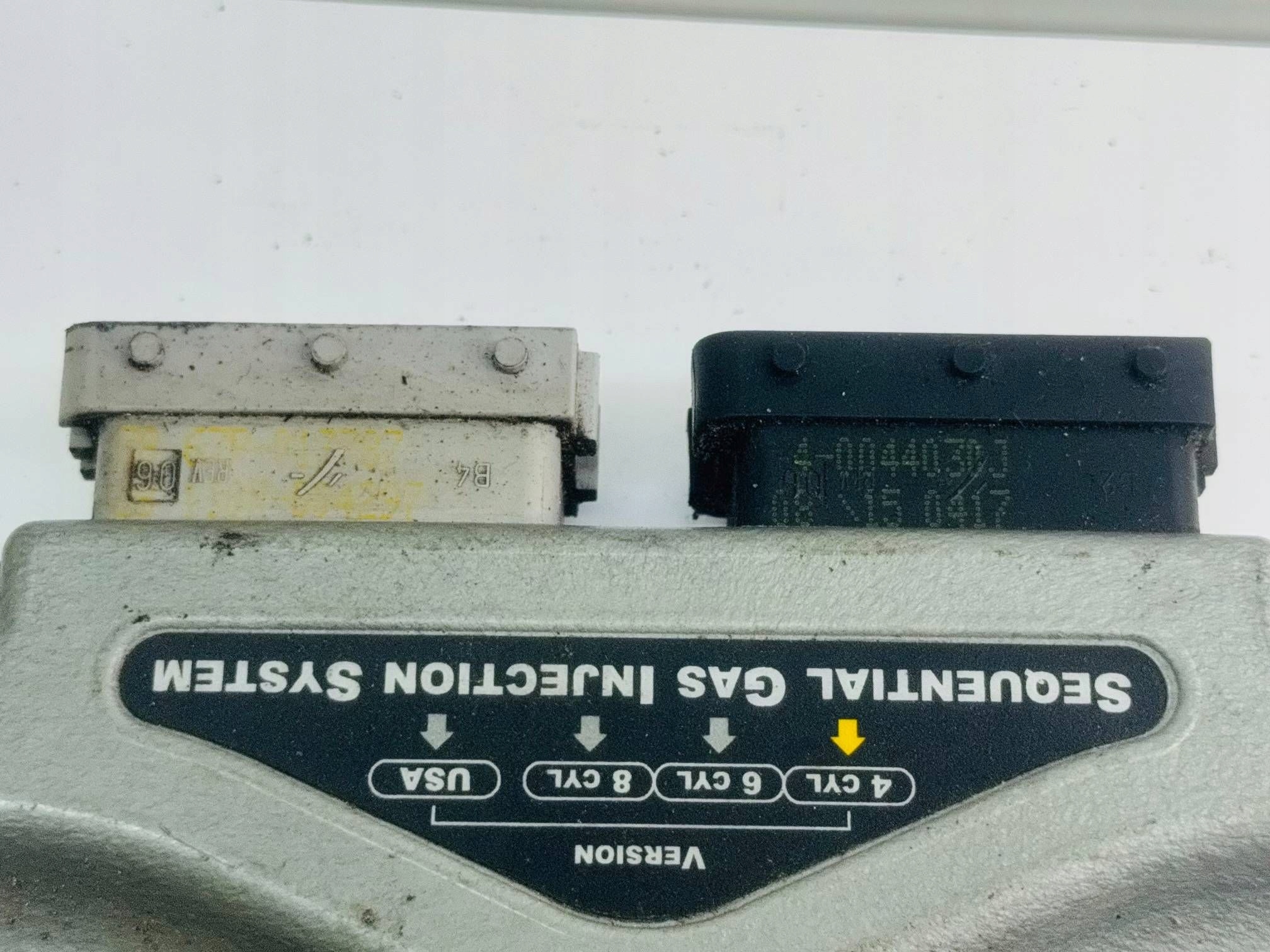 control unit computer LPG 67R-013787 4CYL 110R-004297 DIEGO