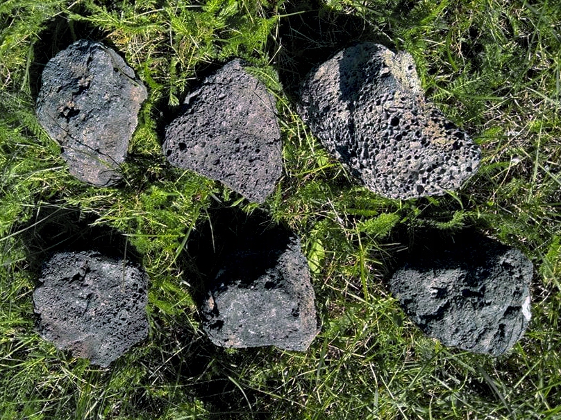 

Lawa wulkaniczna czarna 10-15cm, 1 sztuka