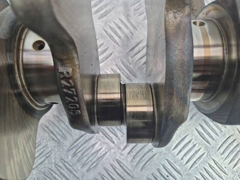 crank Mercedes E350 W212 R27205 M272.977