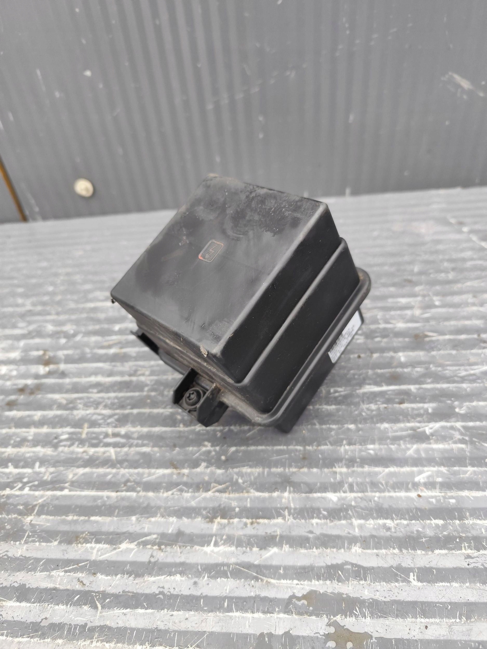 RENAULT AUSTRAL Module fusibles 243809791R