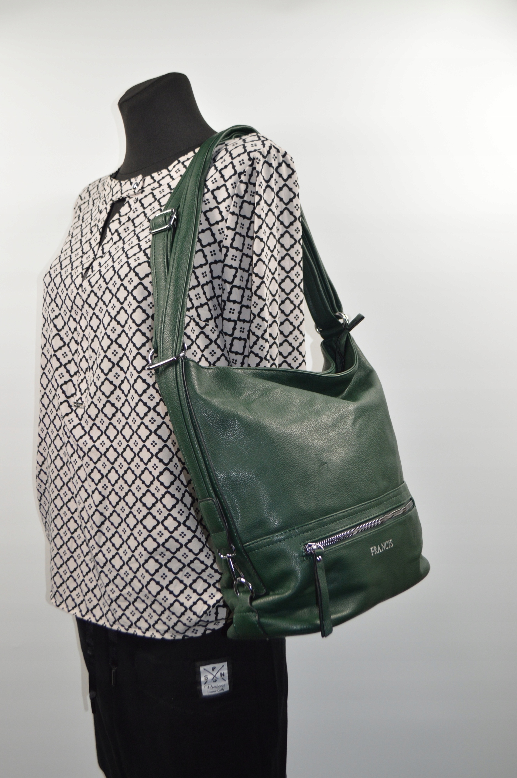 DUŻA POJEMNA TOREBKA DAMSKA LISTONOSZKA WOREK TORBO-PLECAK Wzór dominujący bez wzoru