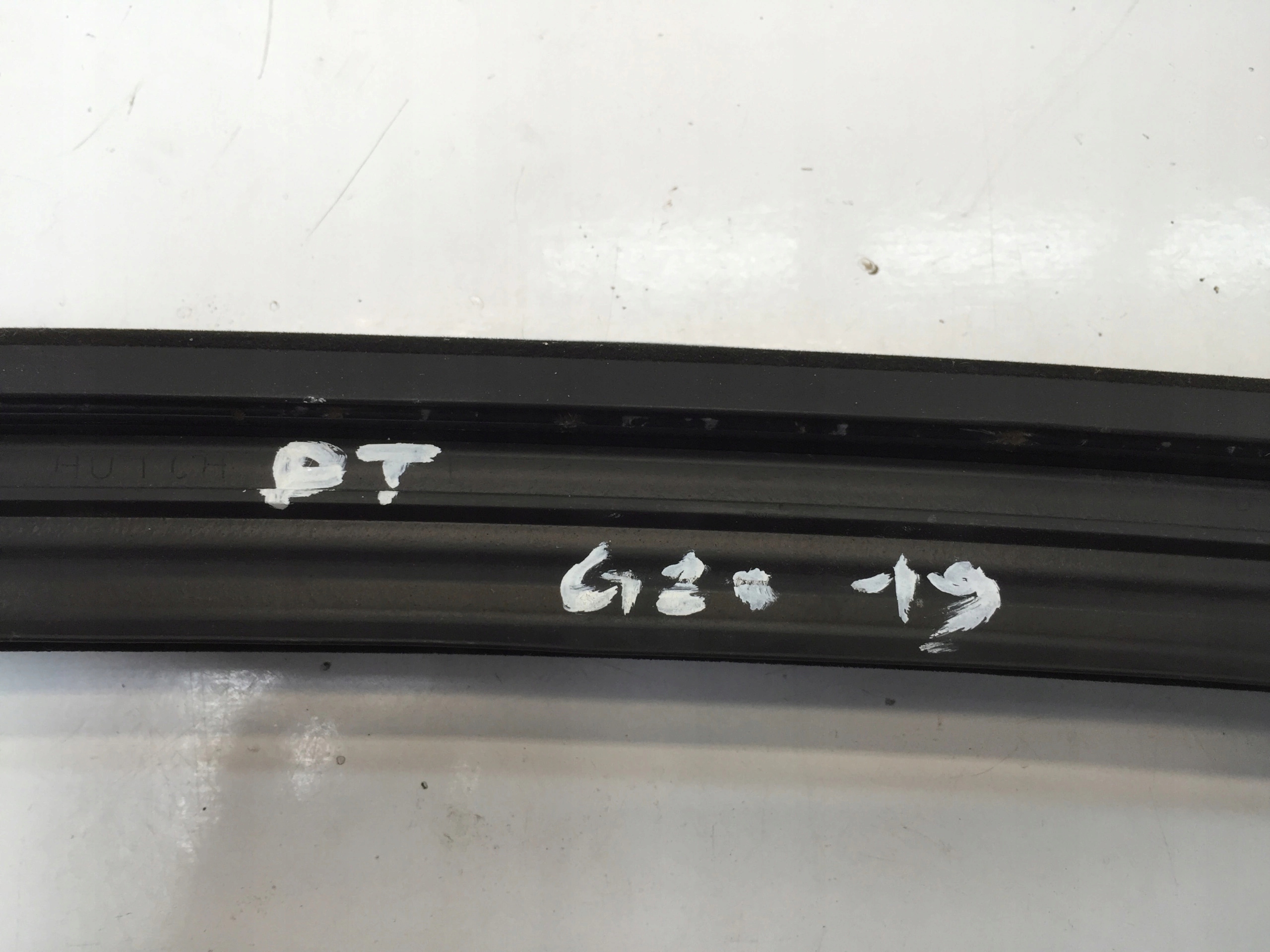 BMW 3 G20 2020 USZCZELKA RAMKA DRZWI TYŁ PRAWA Producent części Inny