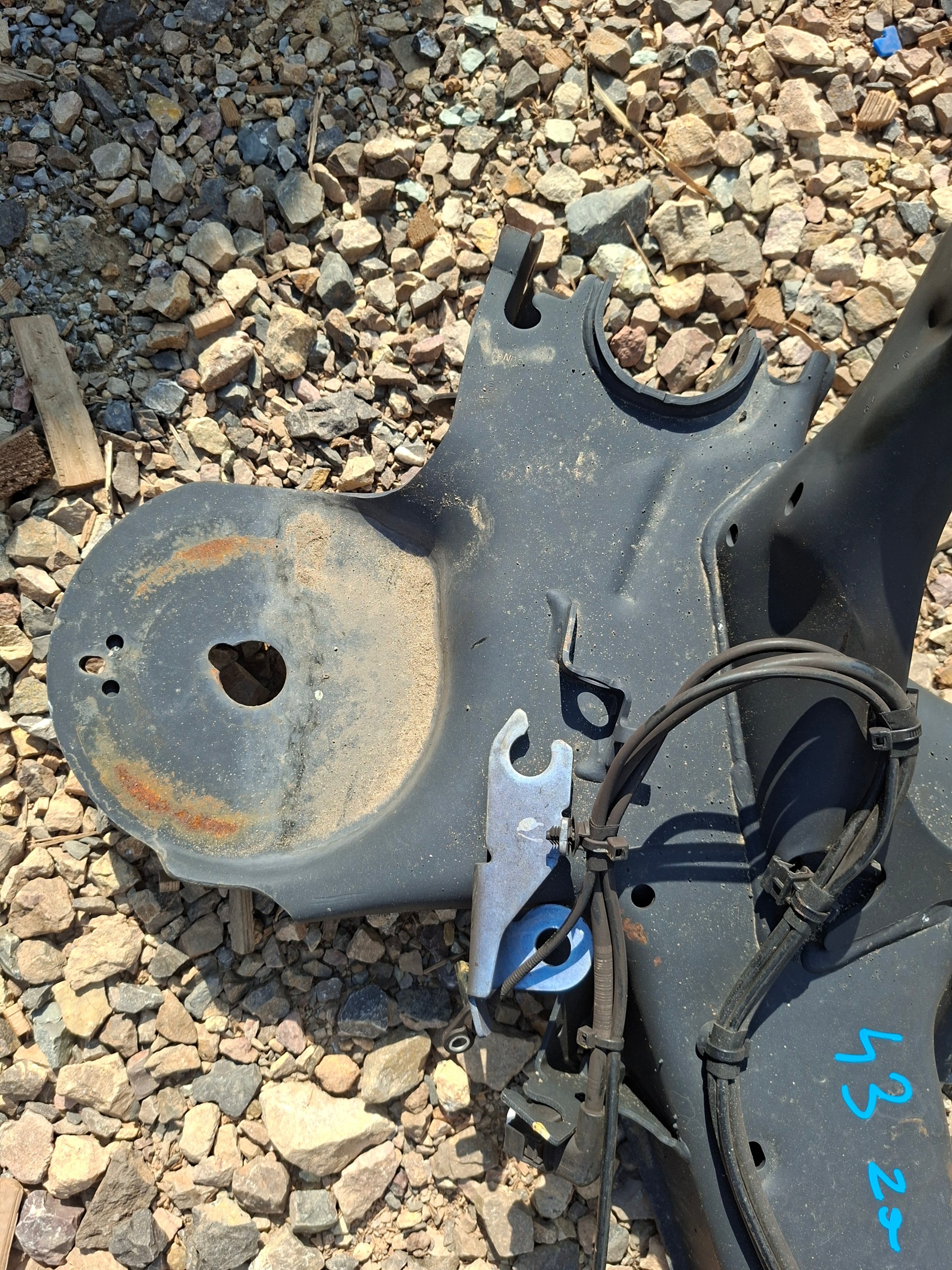 Querlenker links hinten heck mercedes vito 2025r