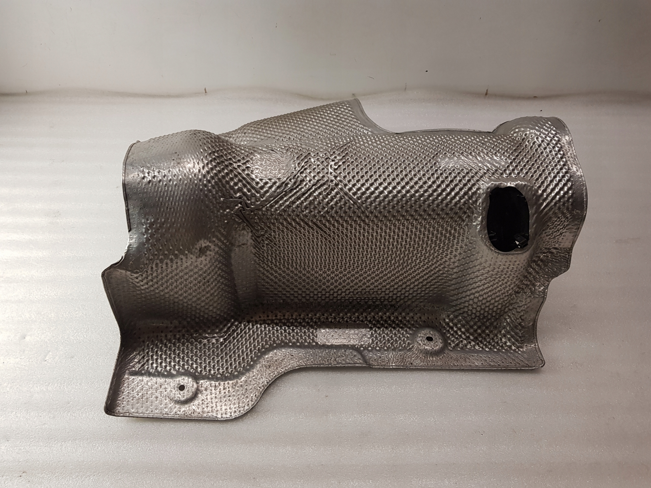 A2384700047 - Мерседес Е-Клас W238 тепловий екран 2384700047