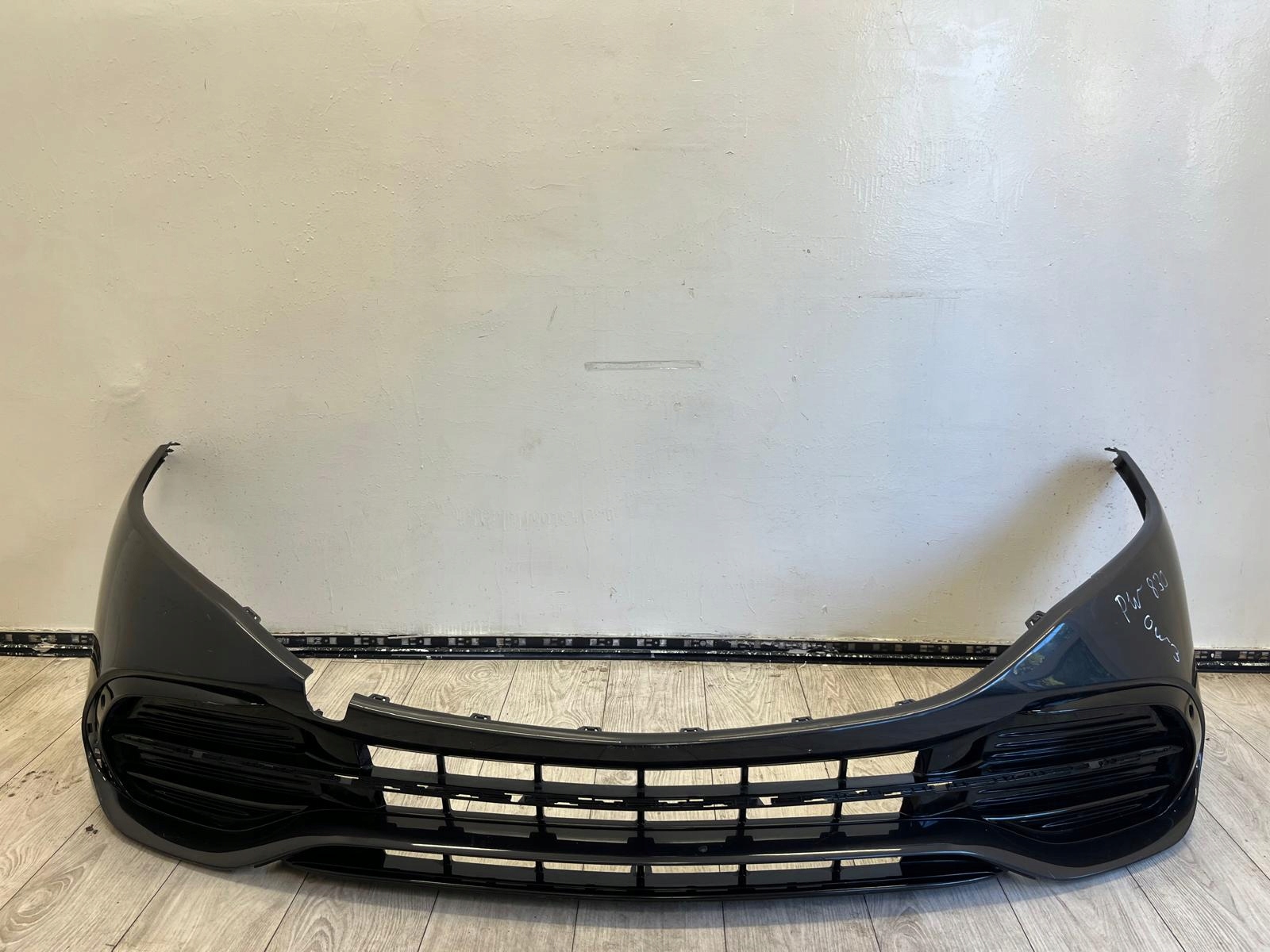 ZDERZAK PRZÓD MERCEDES-BENZ V297 EQS