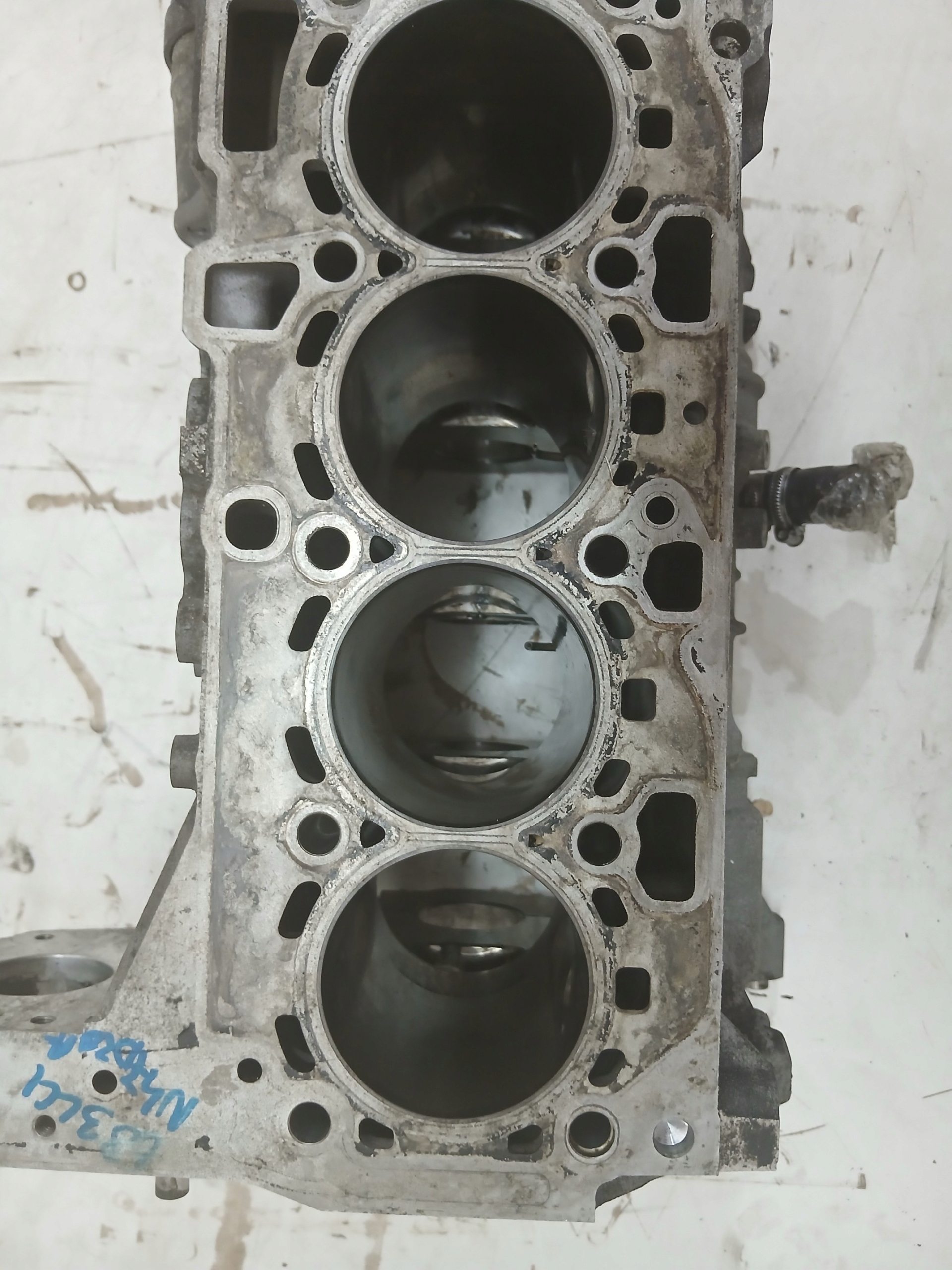 BLOK Motore BMW X3 E83 2.0 D 7797922