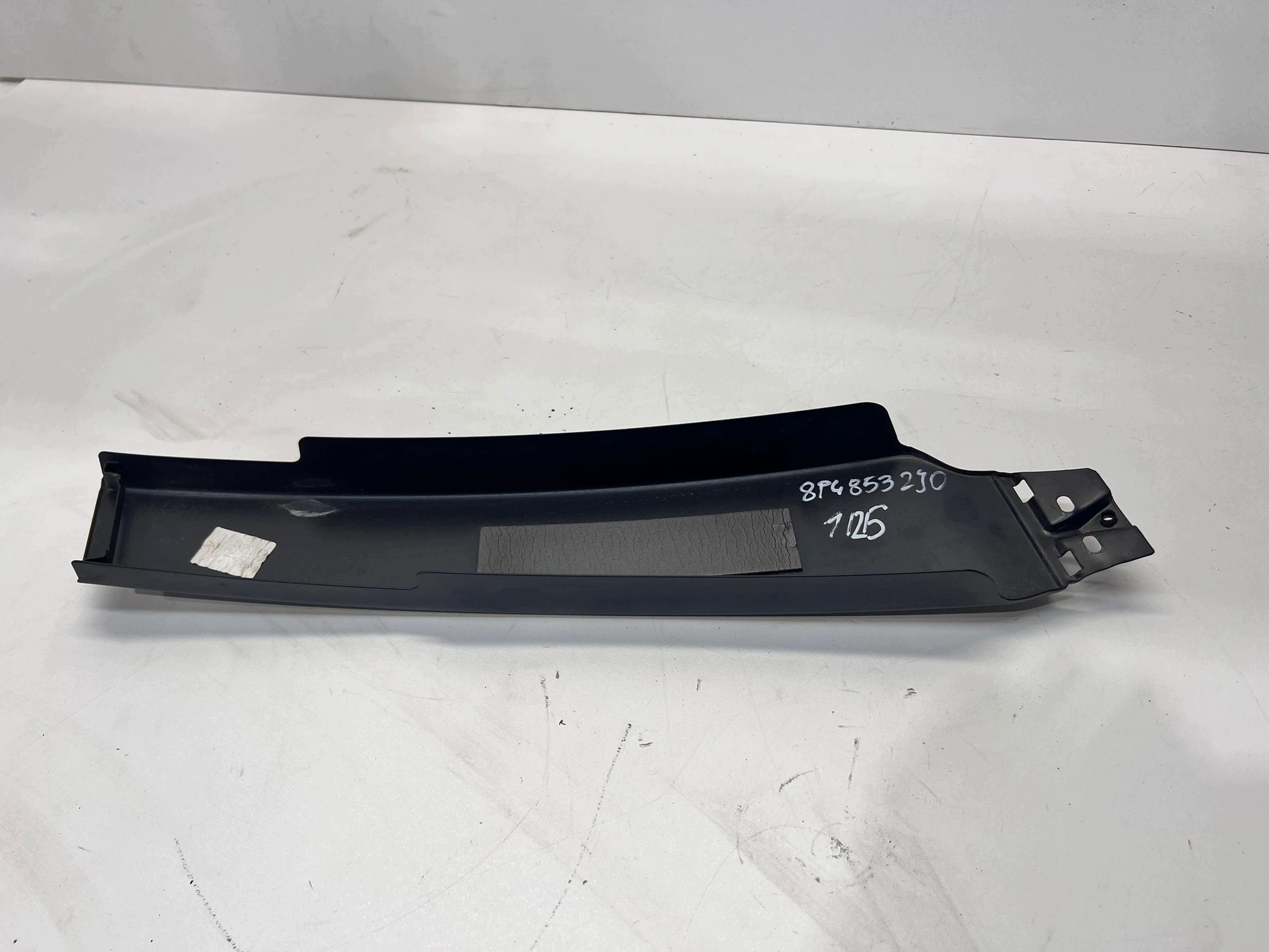 cap cover pillar right AUDI A3 8P SPORTBACK 8P4853290 1/26