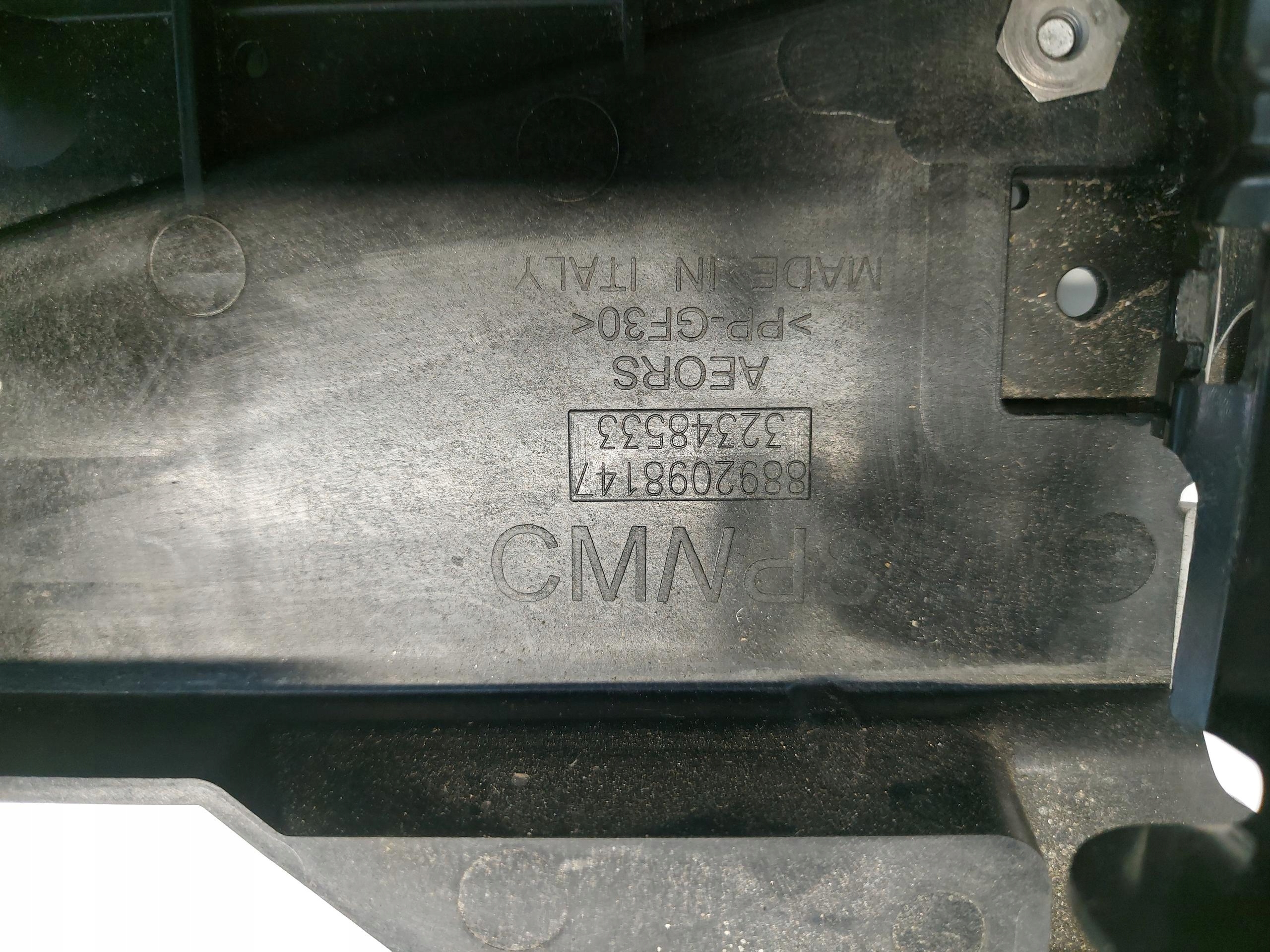 VOLVO XC40 LIFT Halter AKUMULATORA 32348533