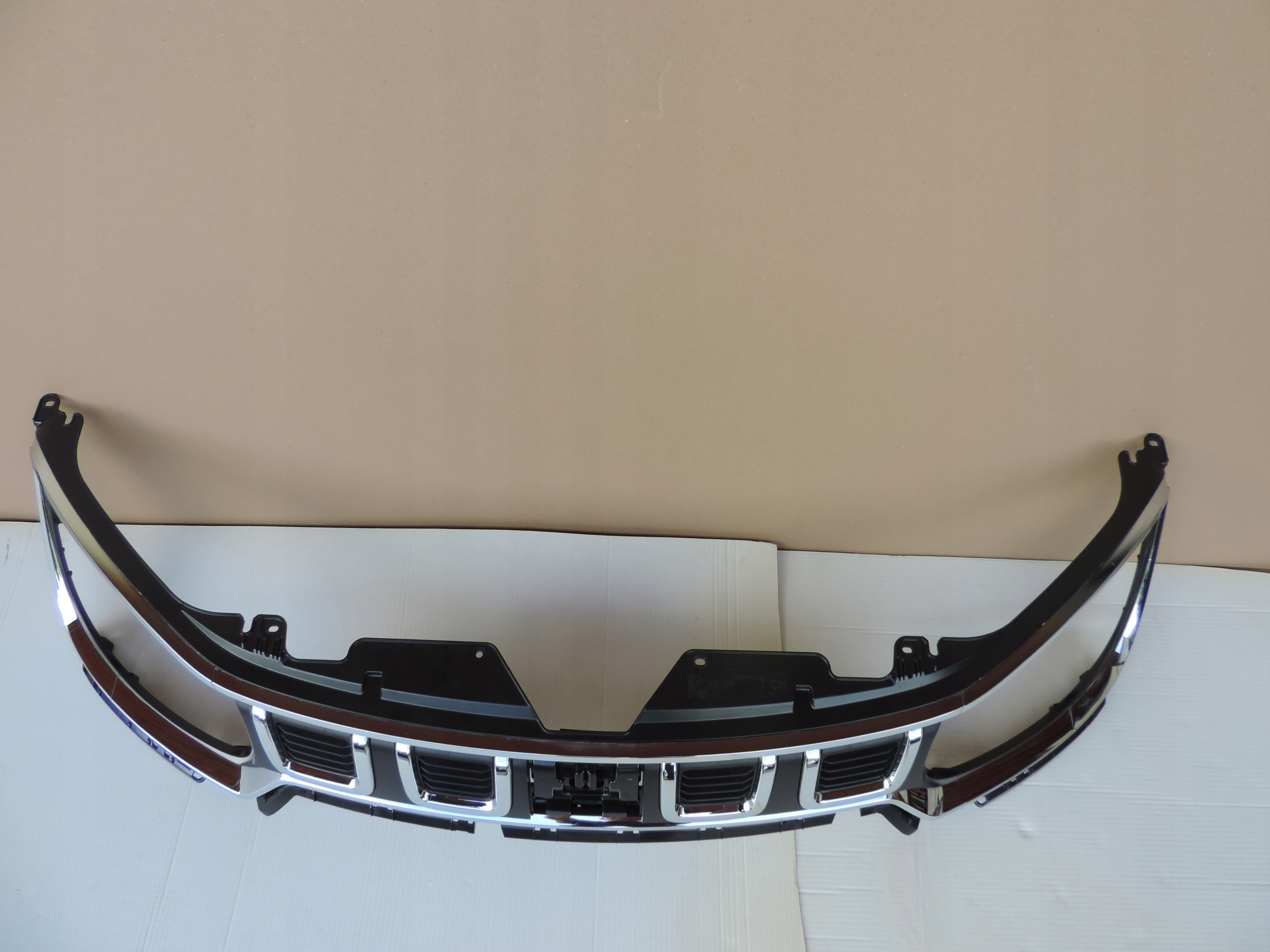 Suzuki Ignis I FH Kühlergrill FRONTGRILL Kühlergitter 7211273S0 - Thumbnail 4