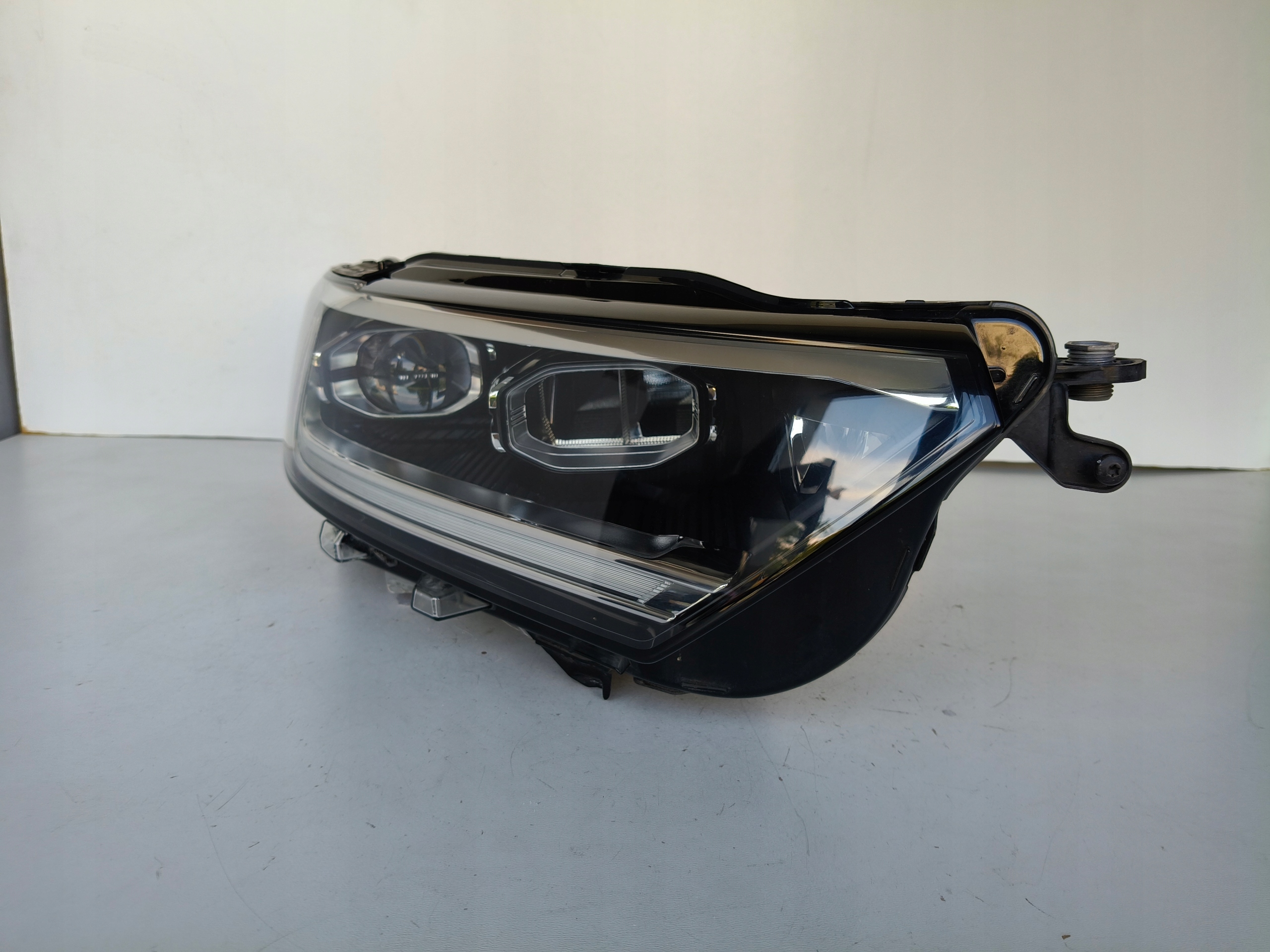 light right REFLEKTOR VW T-ROC 2GA 21- LIFT FULL LED IQ LIGHT