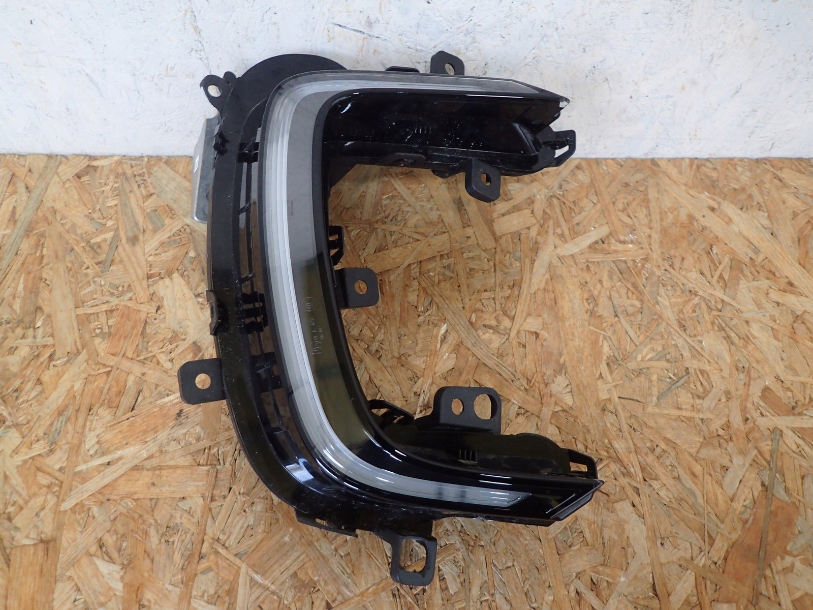 12E941056E 2016- - СВЕТОДИОДНАЯ ЛАМПА DRL ПРАВЫЙ VW EUP E UP 1S 16-12E941056E