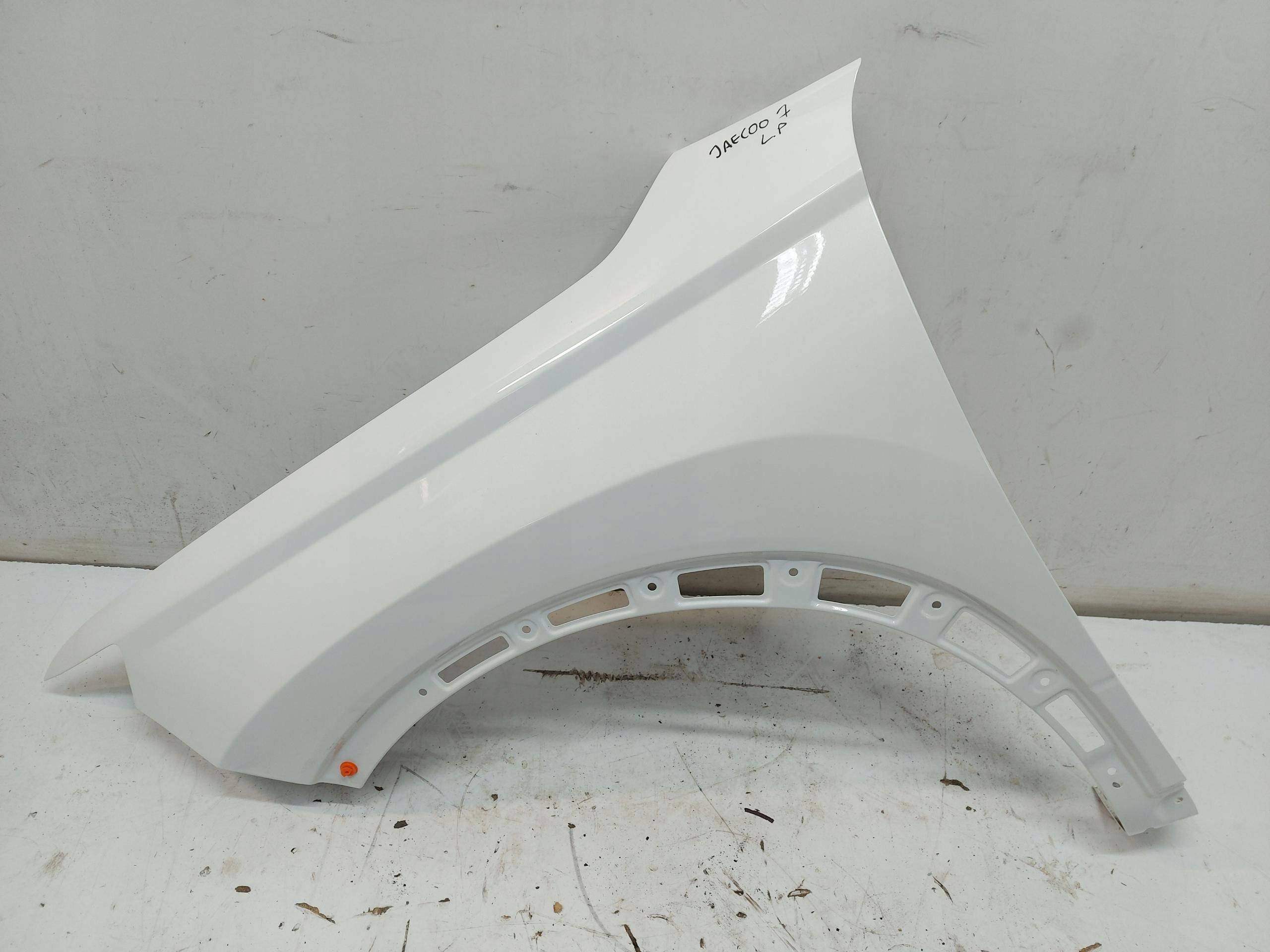 Chery Jaecoo 7 PHEV 2025r fender left front front oryg