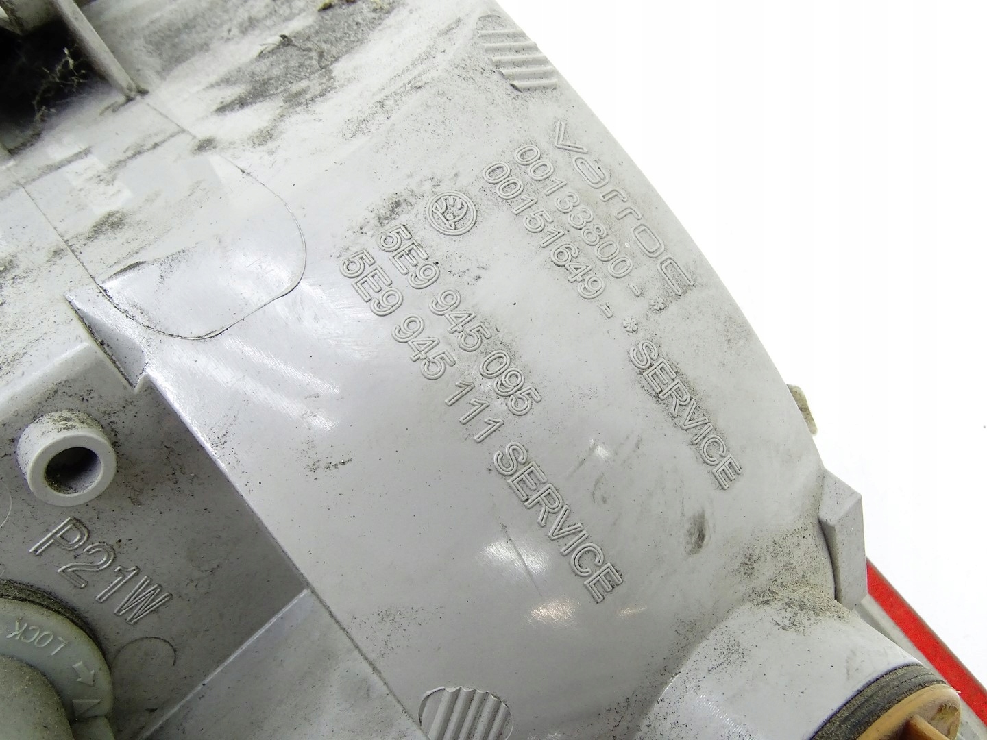 light left rear part left rear SKODA OCTAVIA III KOMBI 5E9945095