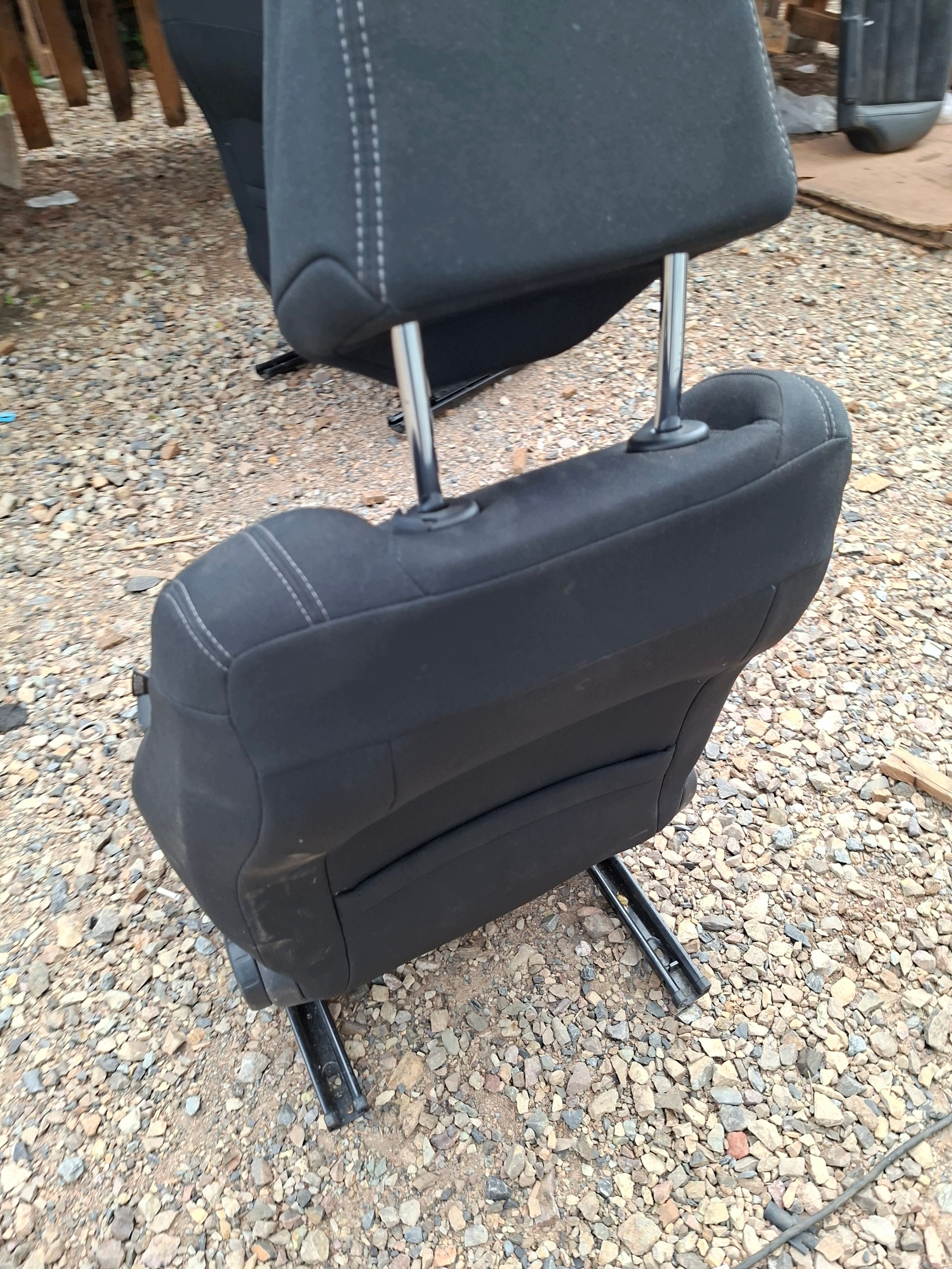Sitz links peugeot 308 t9 grzany europa
