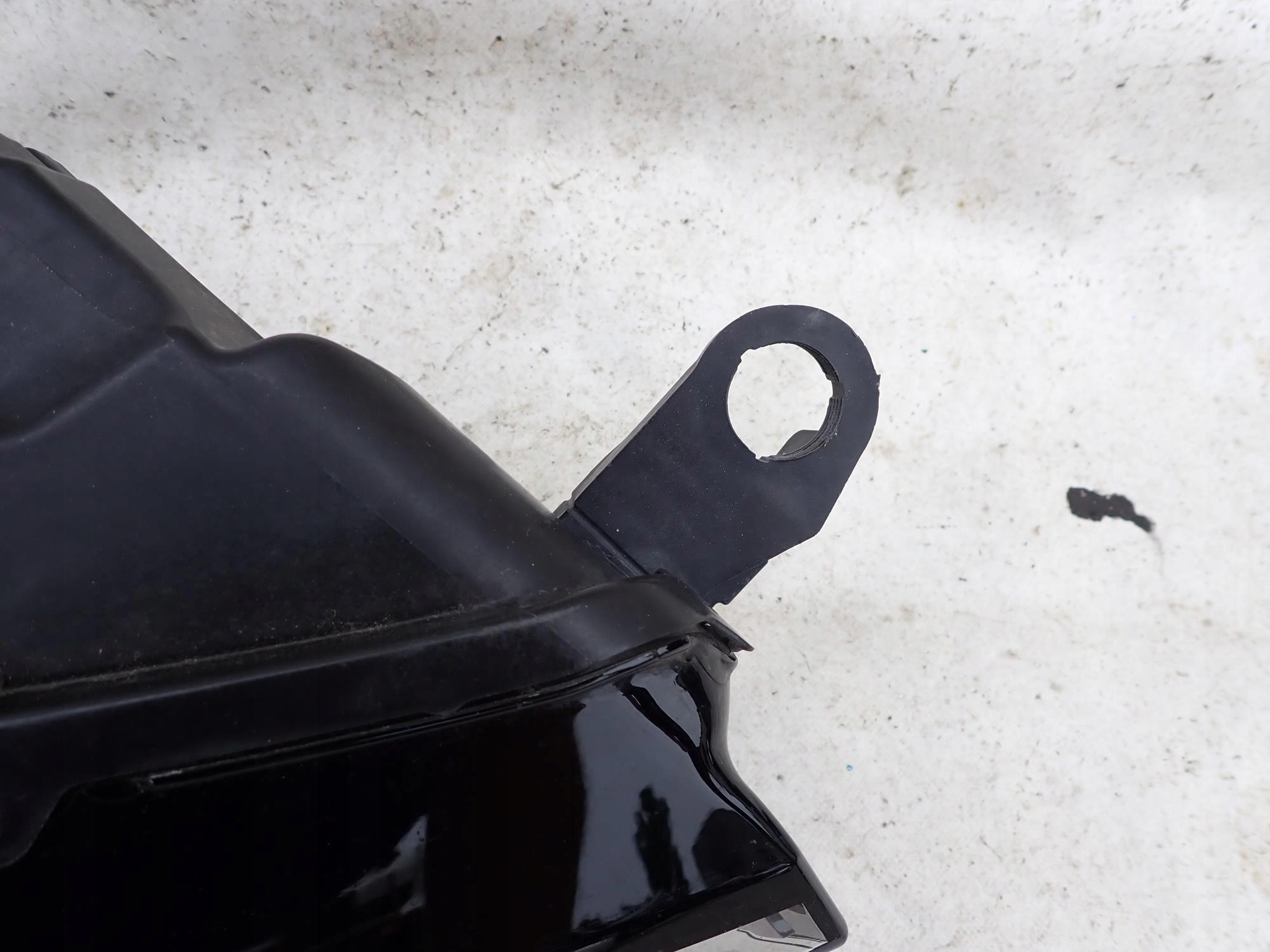 SKODA SCALA 19-> light front front right