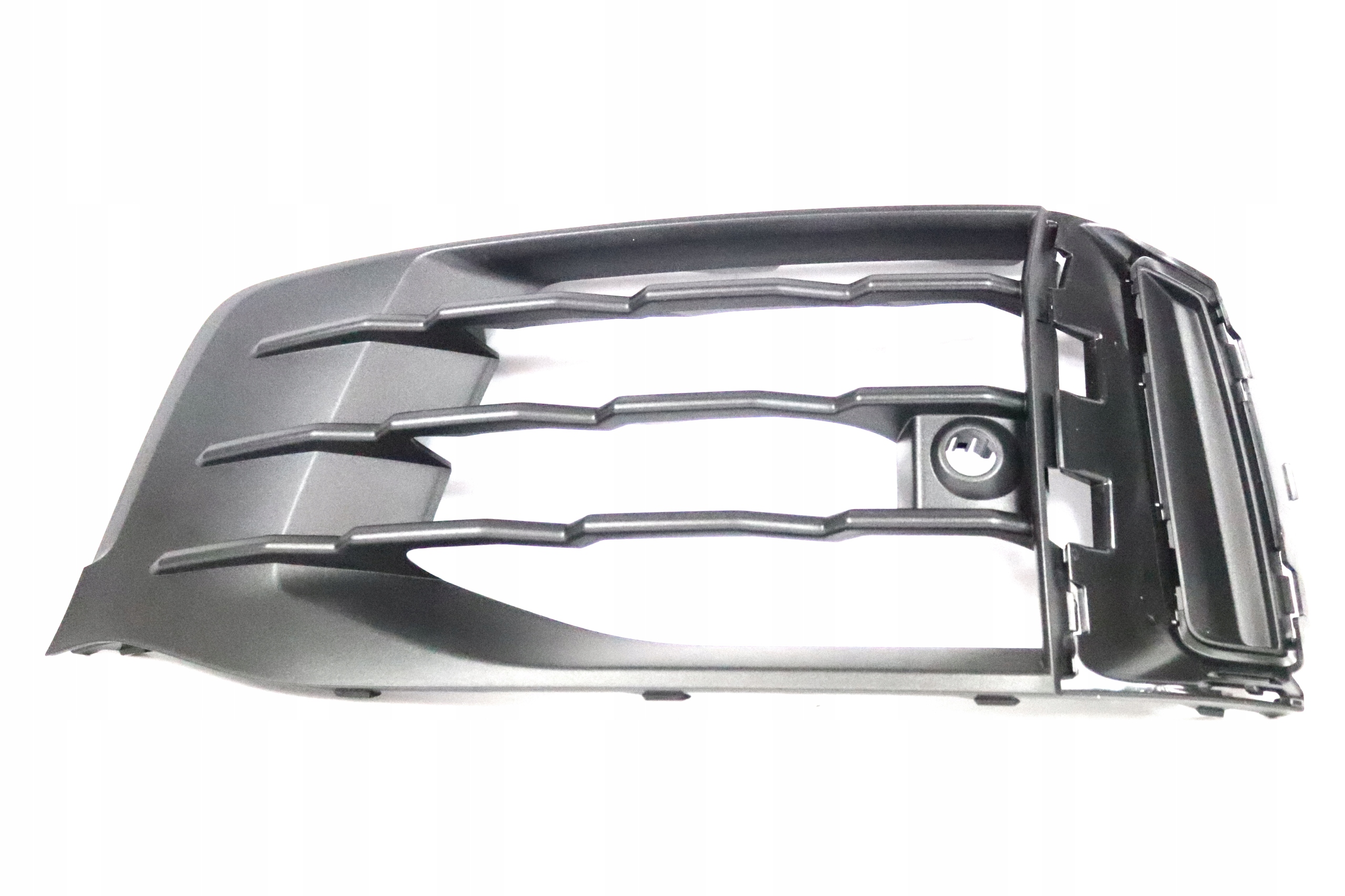 KRATKA ATRAPA PRZEDNIEGO ZDERZAKA LEWA AUDI Q7