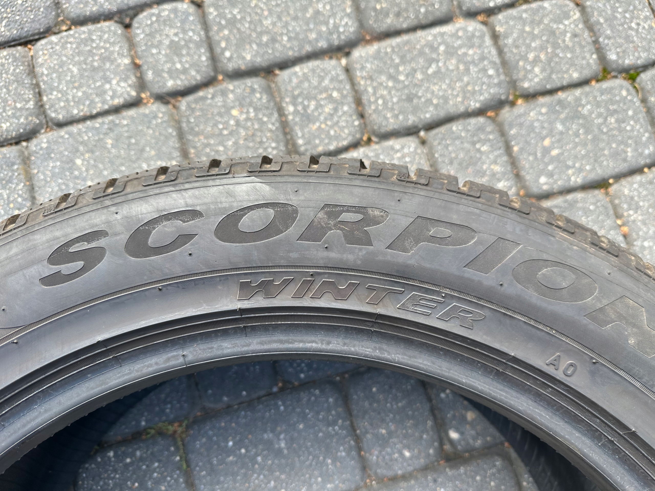 Opona Pirelli Scorpion Winter - 285/45/20 Marka Pirelli