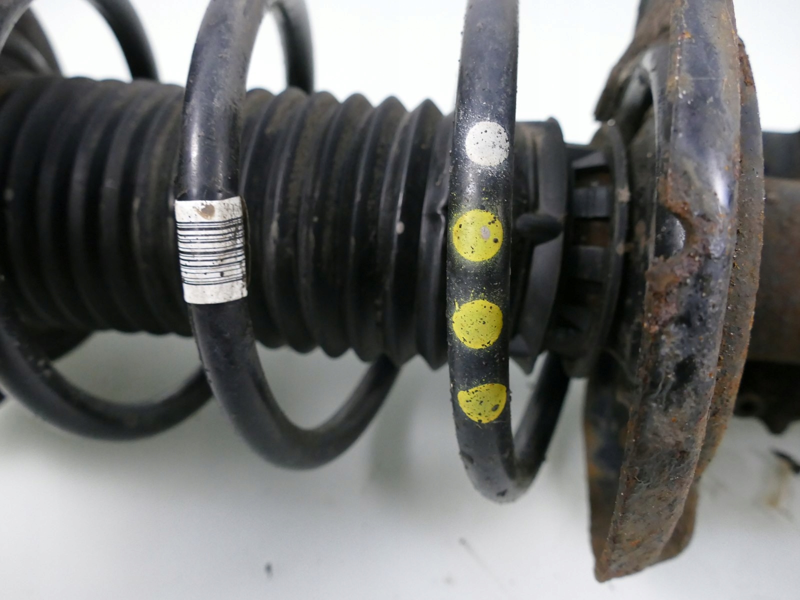 MERCEDES A207 W207 3.0 CDI shock absorber right front A2073204138