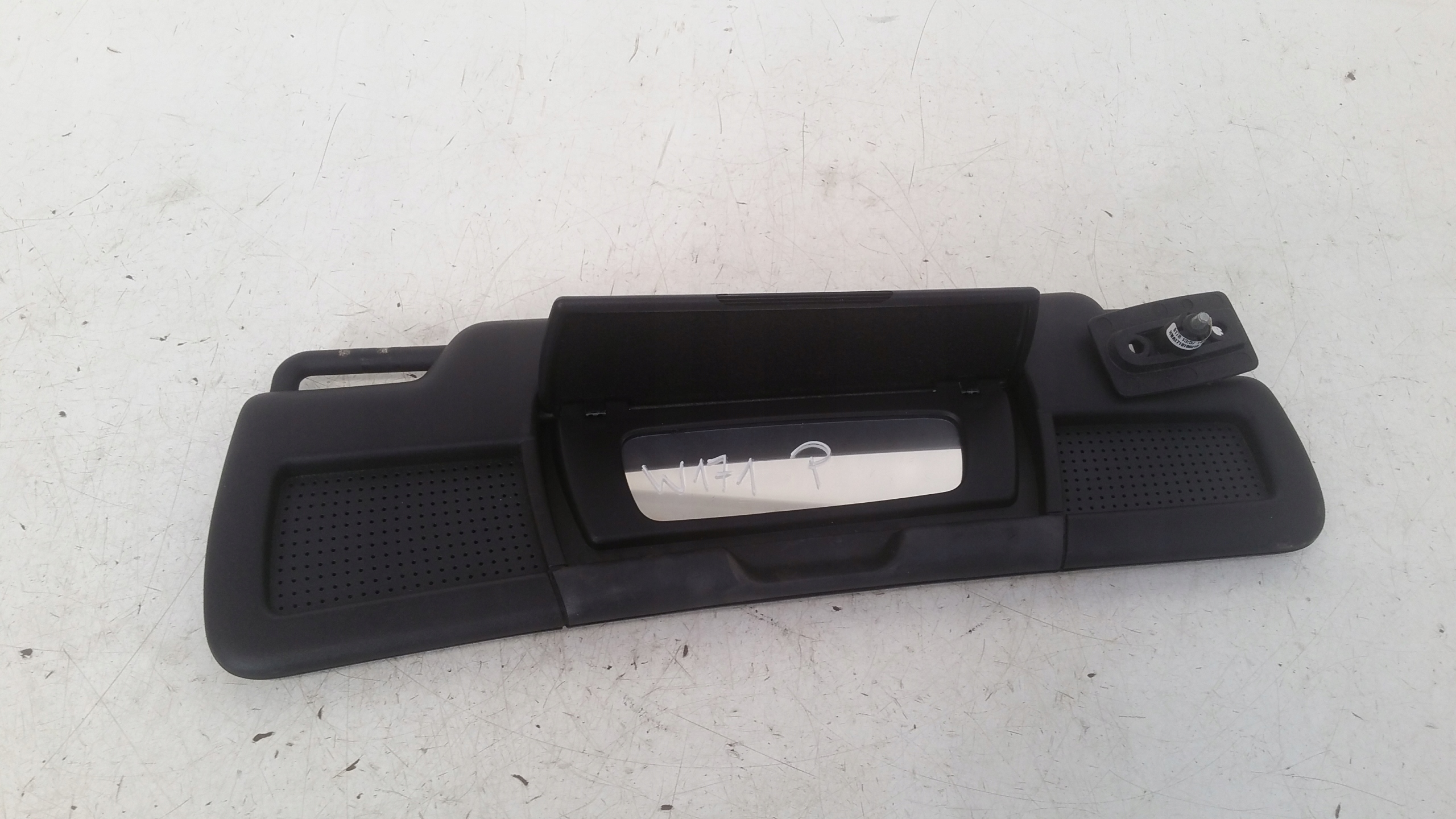 visor przeciwsloneczny right Mercedes W171