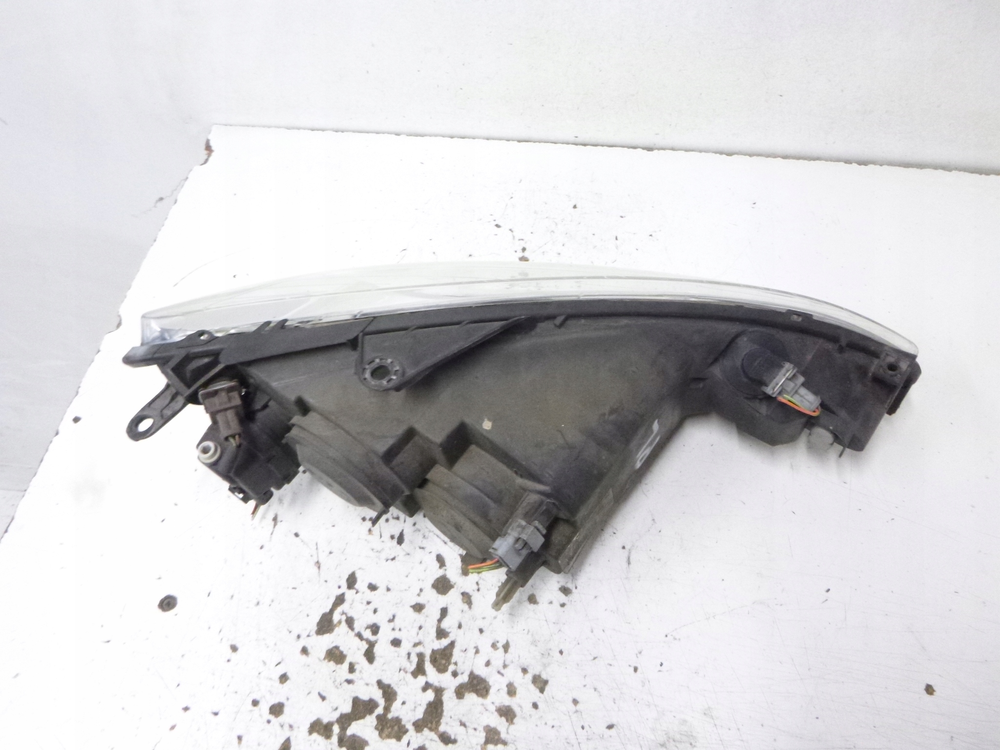 light front left Peugeot 206 SW 2009r. 9660535680