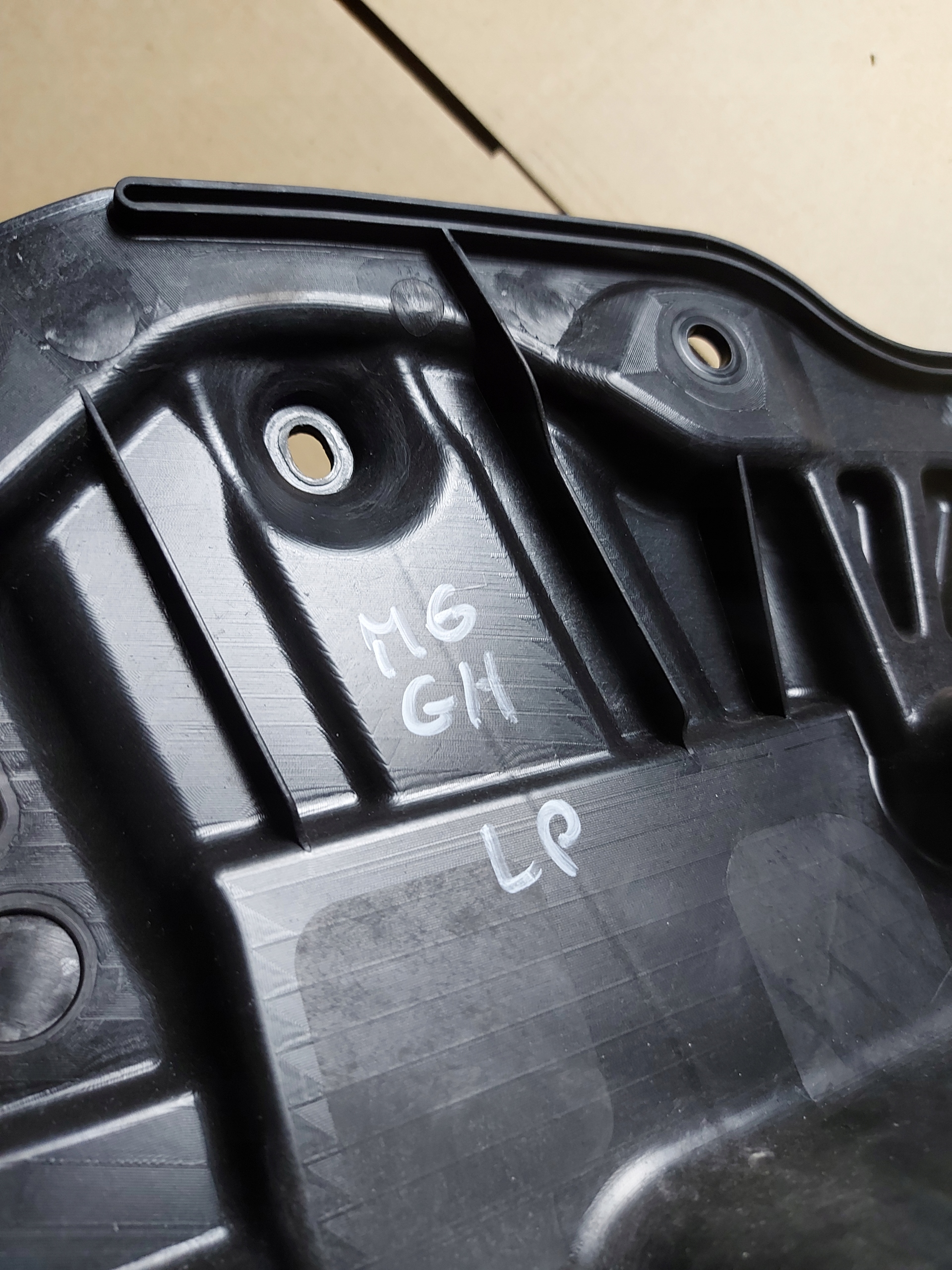 window regulator cover Z door left front mechanism MAZDA 6 GH OE